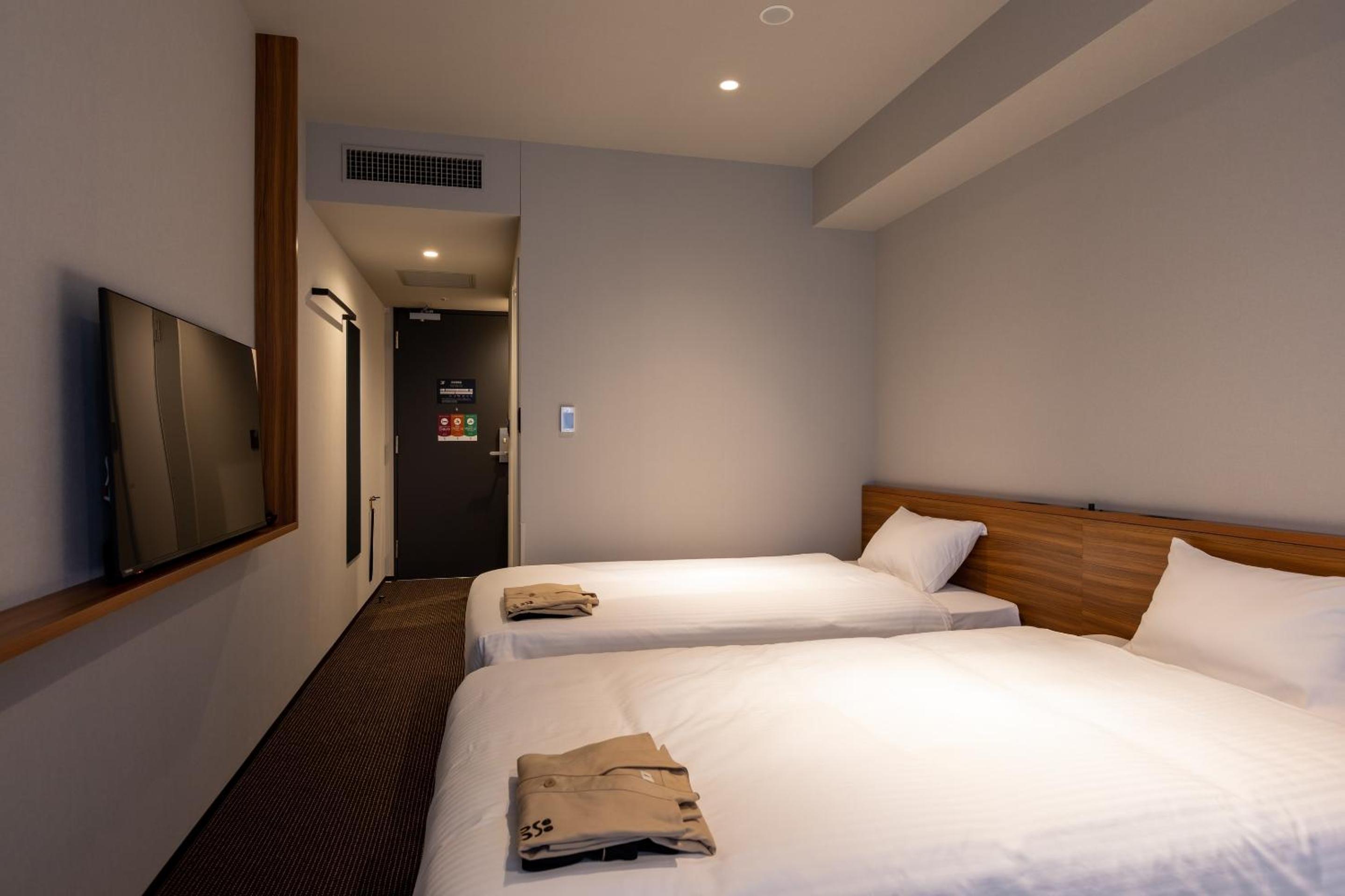 Standard Twin Room - Photo 2