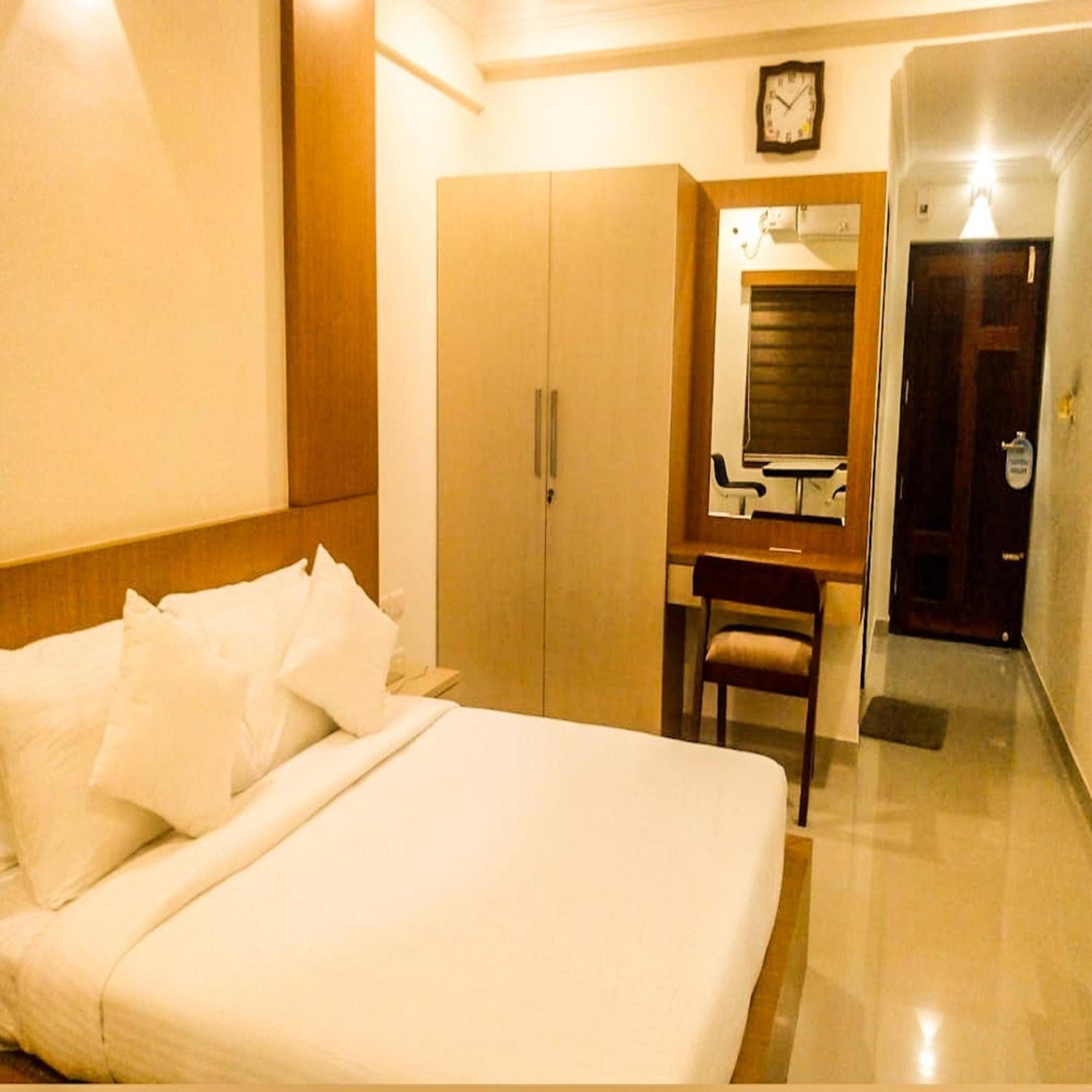 Budget Double Room photo 1