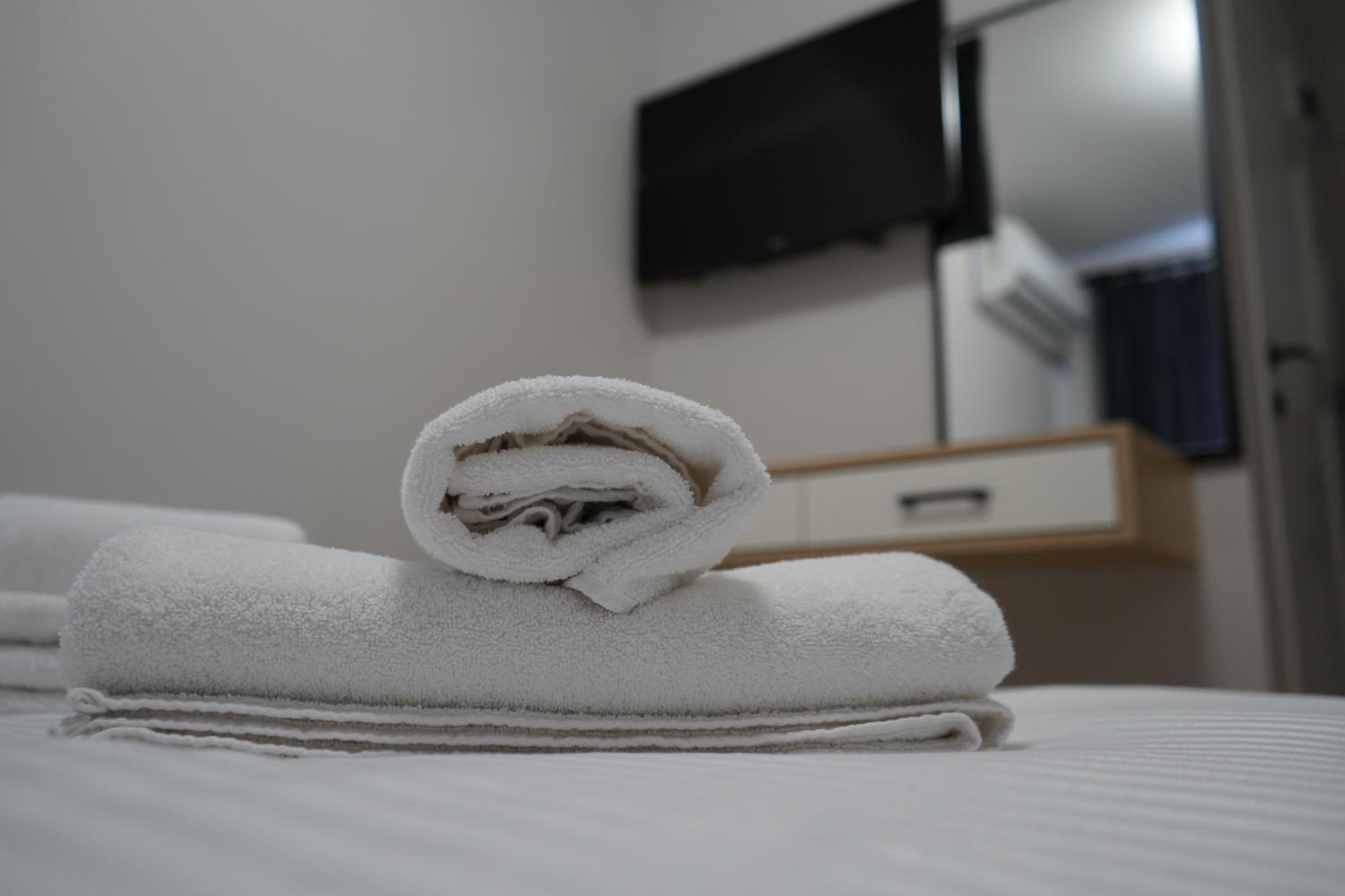 Economy Double Room - Photo 17