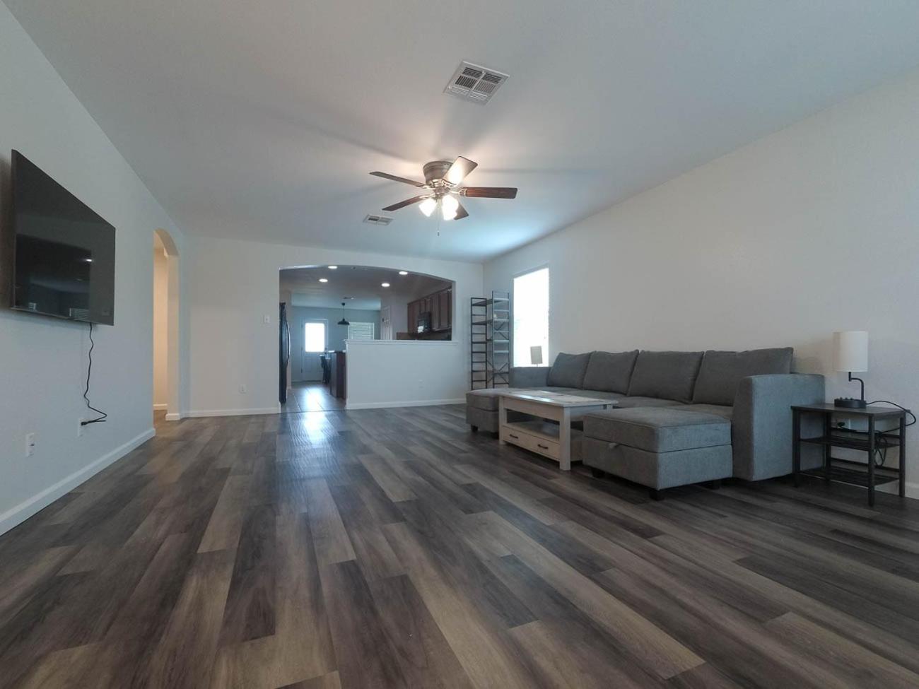 Three-Bedroom House photo 1