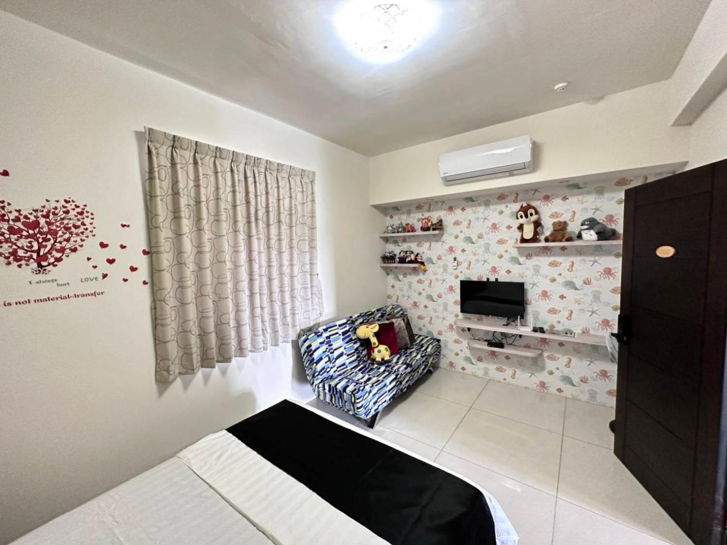 One-Bedroom House photo 2
