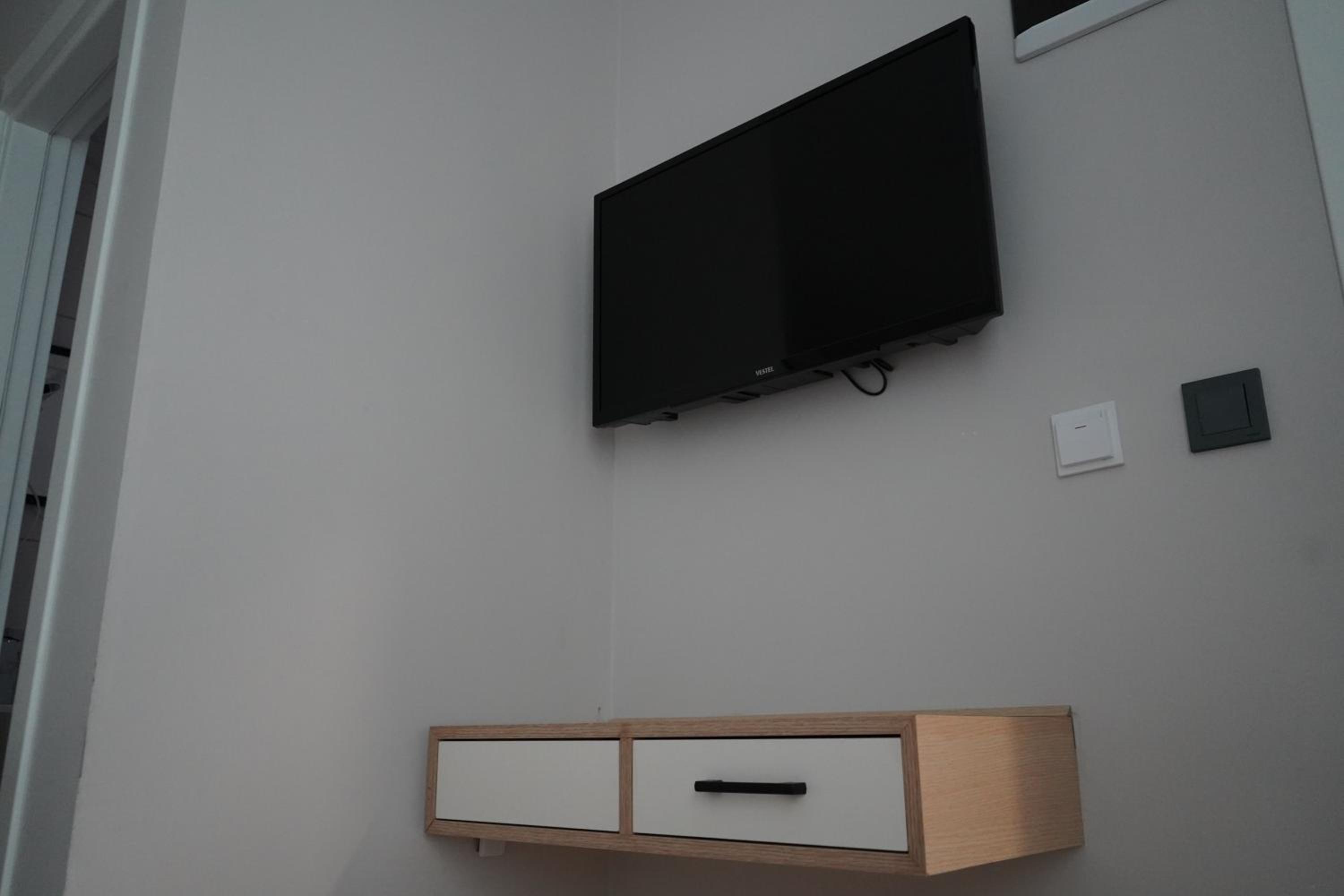 Economy Double Room - Photo 19