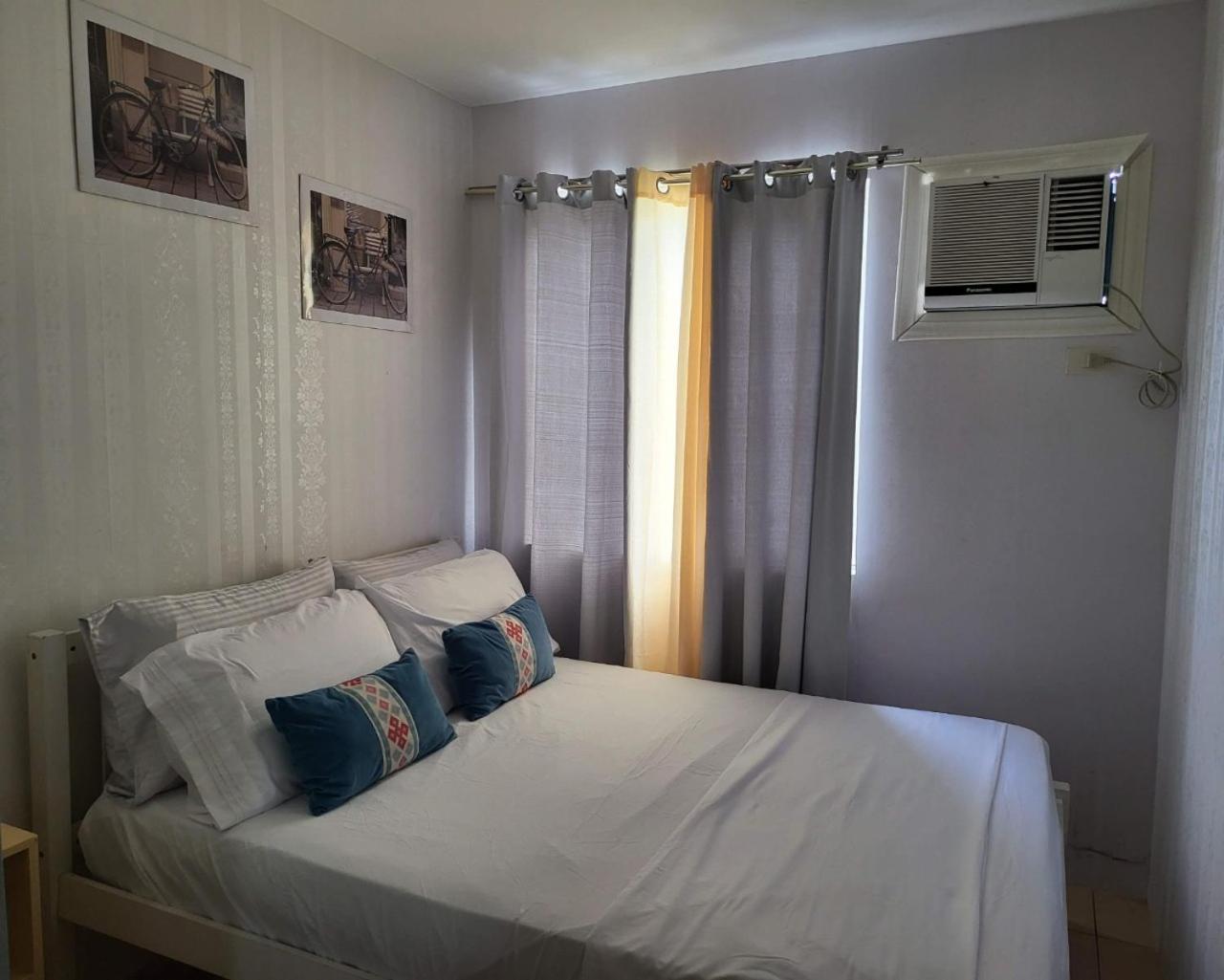 Two-Bedroom Apartment - Photo 2