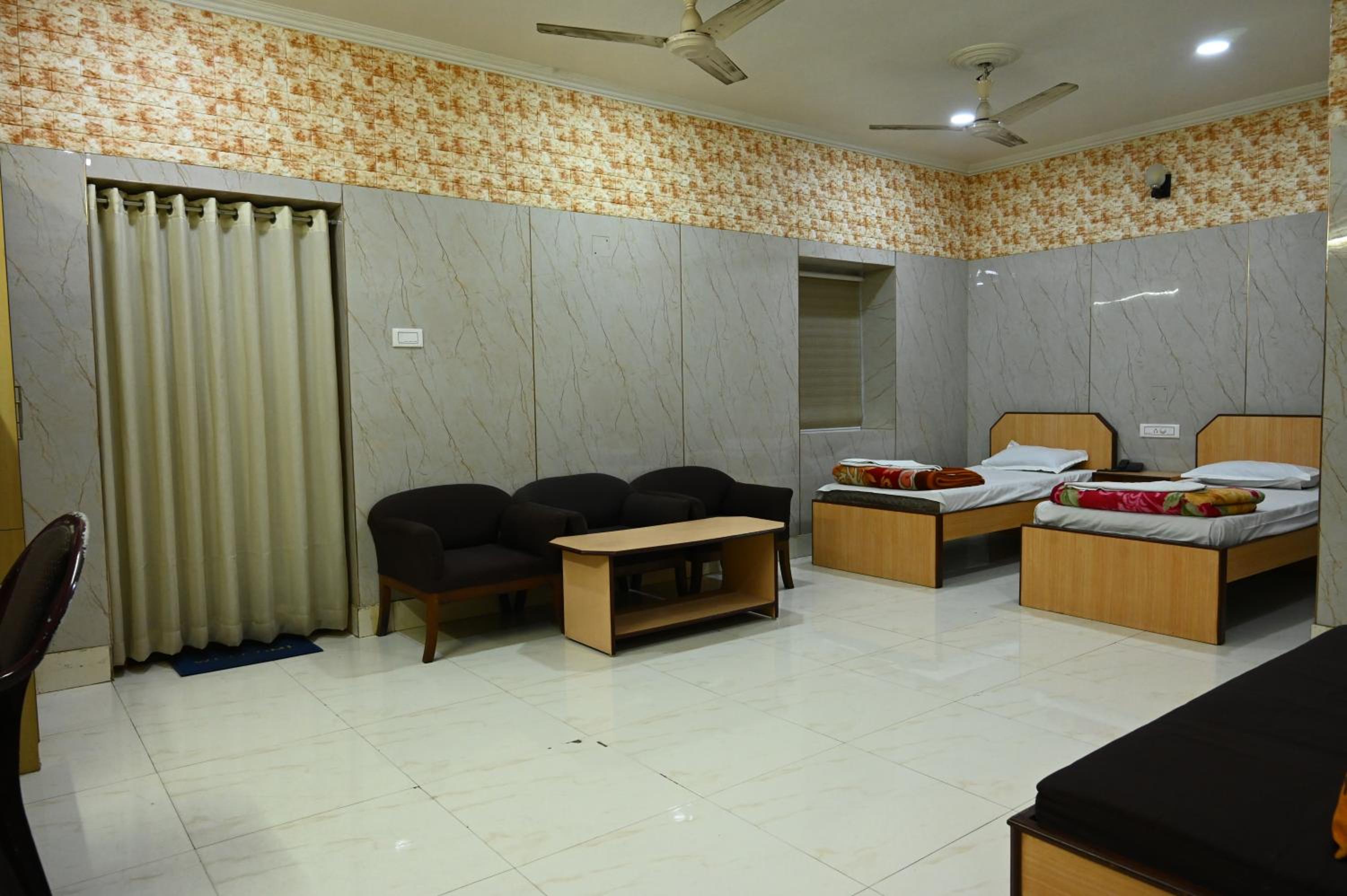 Studio with Balcony