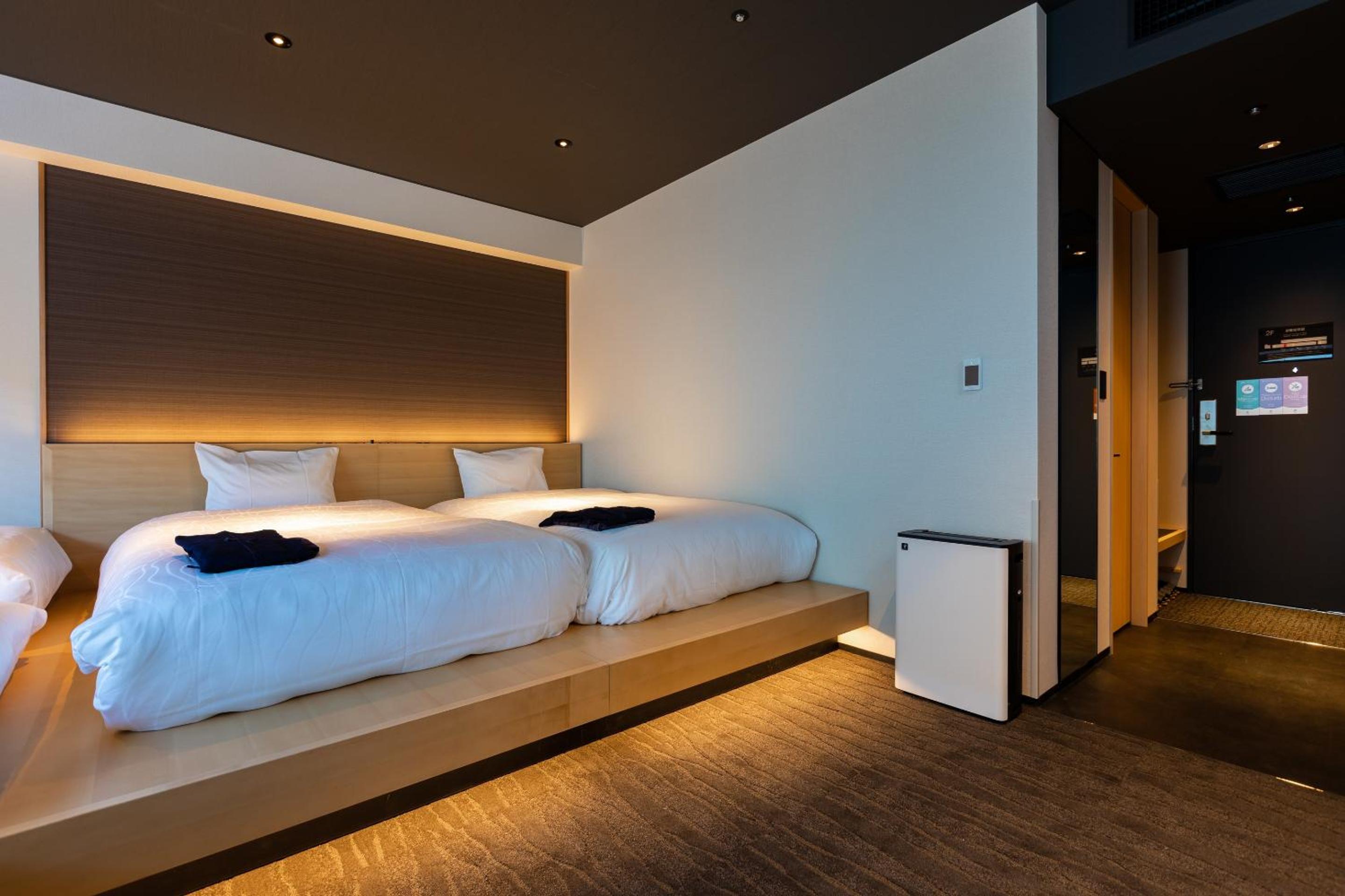 Room with Tatami Area - Photo 3