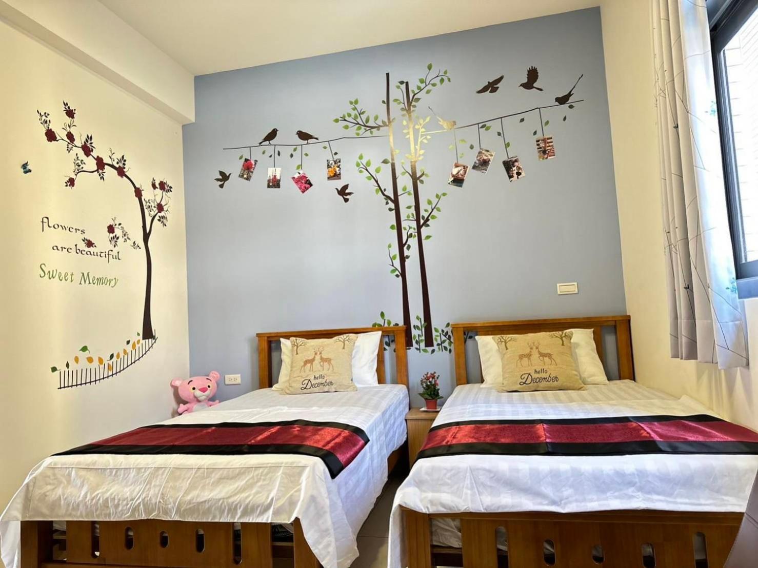 One-Bedroom House photo 1