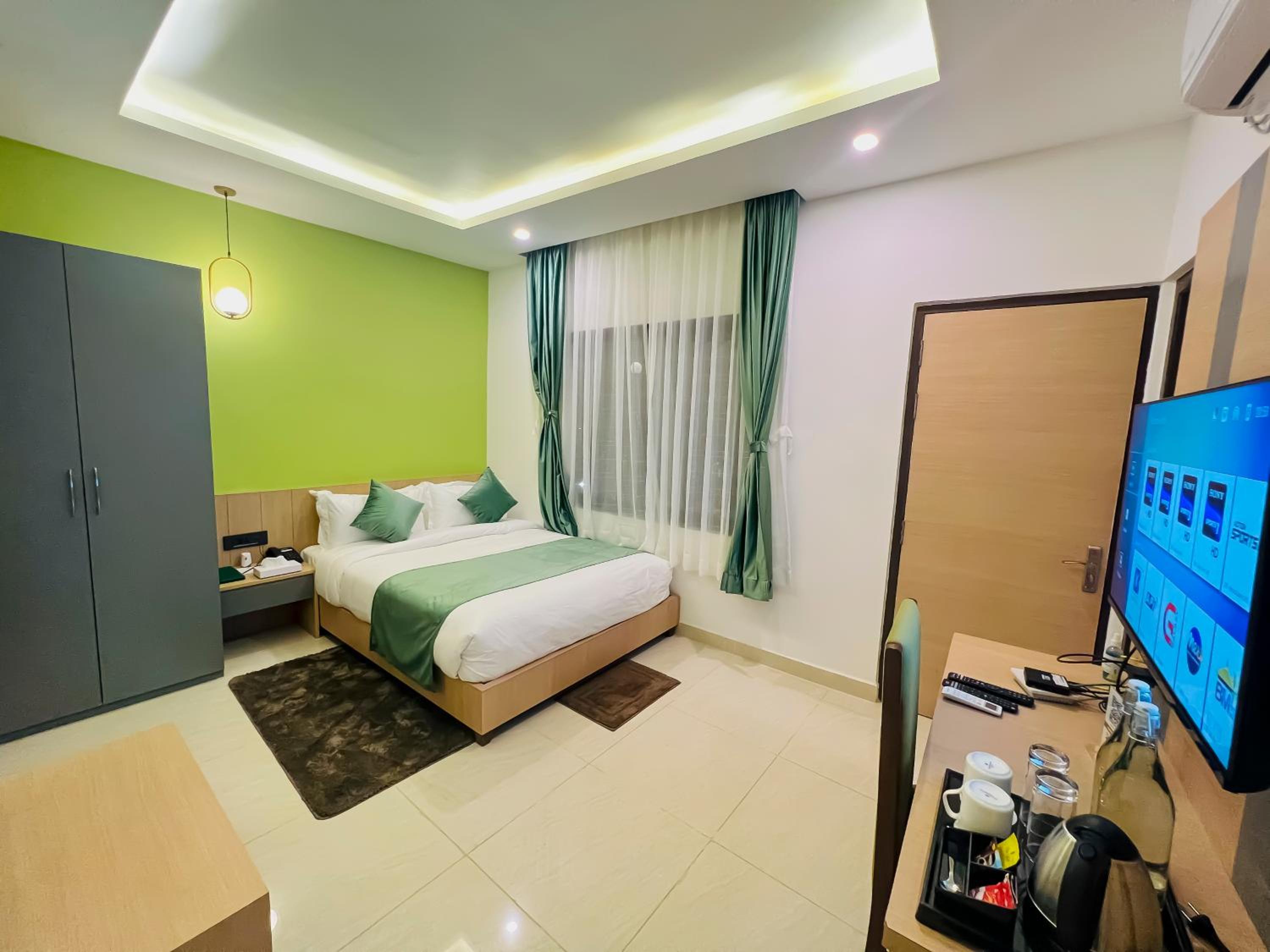 Deluxe Double Room with Balcony