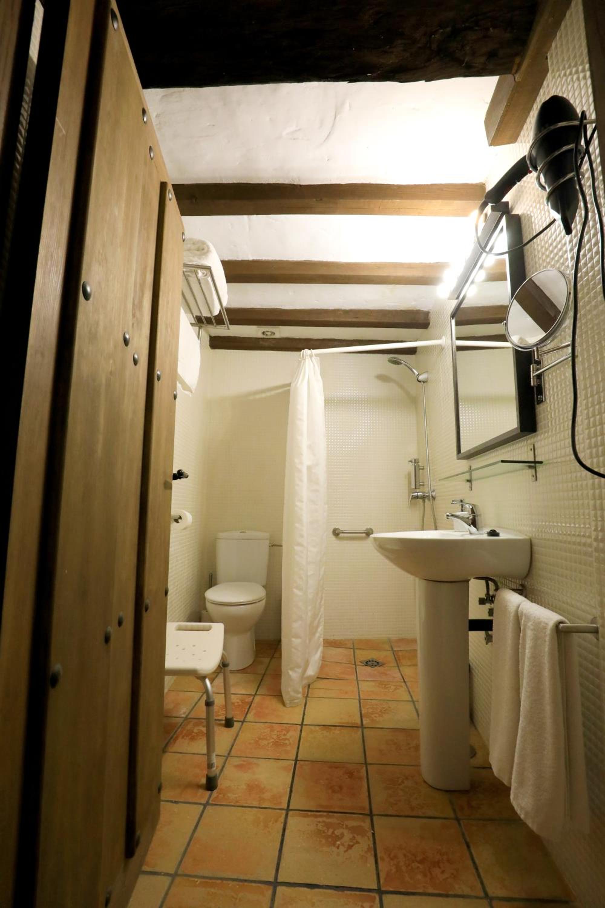 One-Bedroom Apartment (2 Adults) photo 3