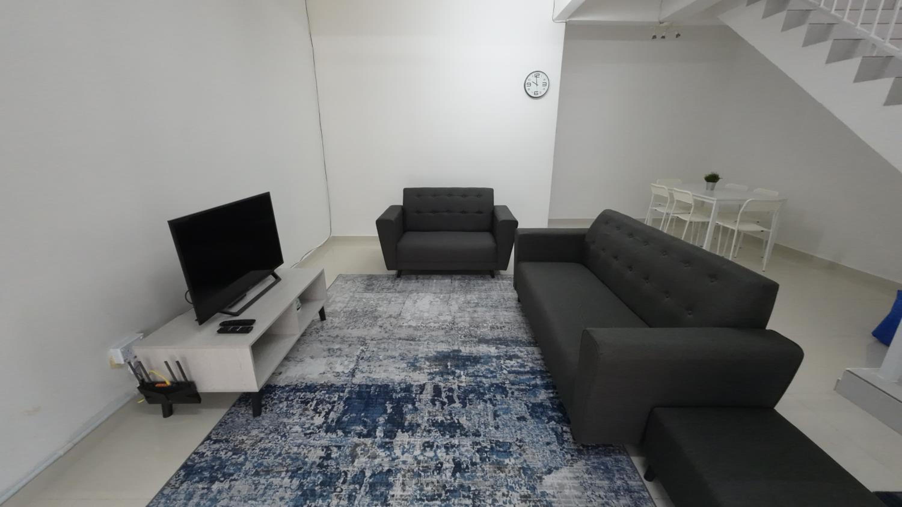 Three-Bedroom House photo 1
