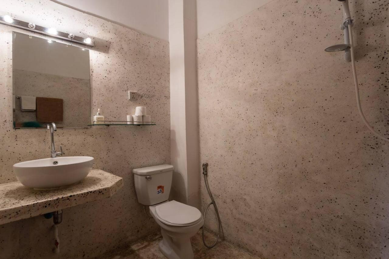 Standard Double or Twin Room - Photo 4