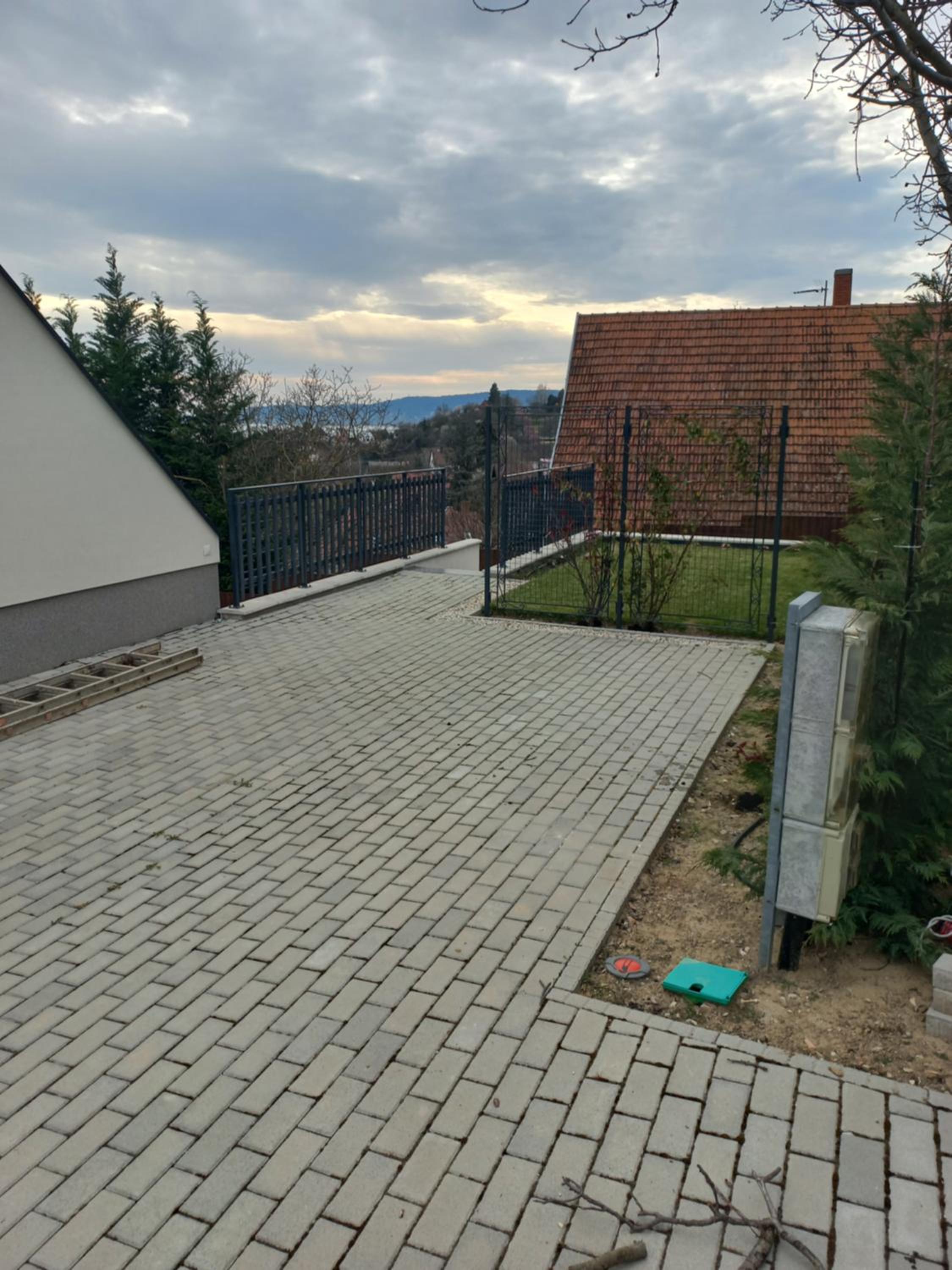 Villa photo 2