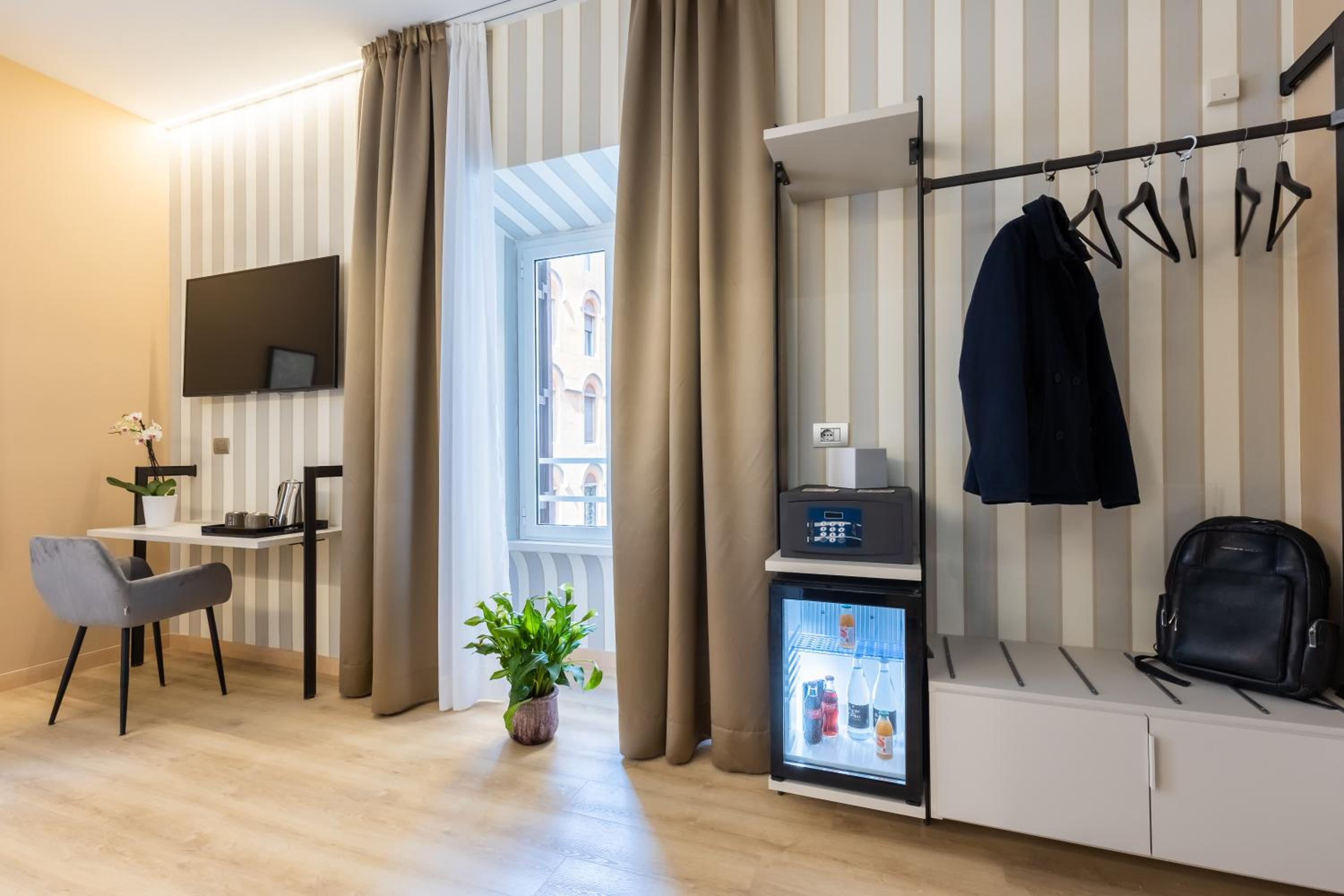 Luxury Triple Room photo 2