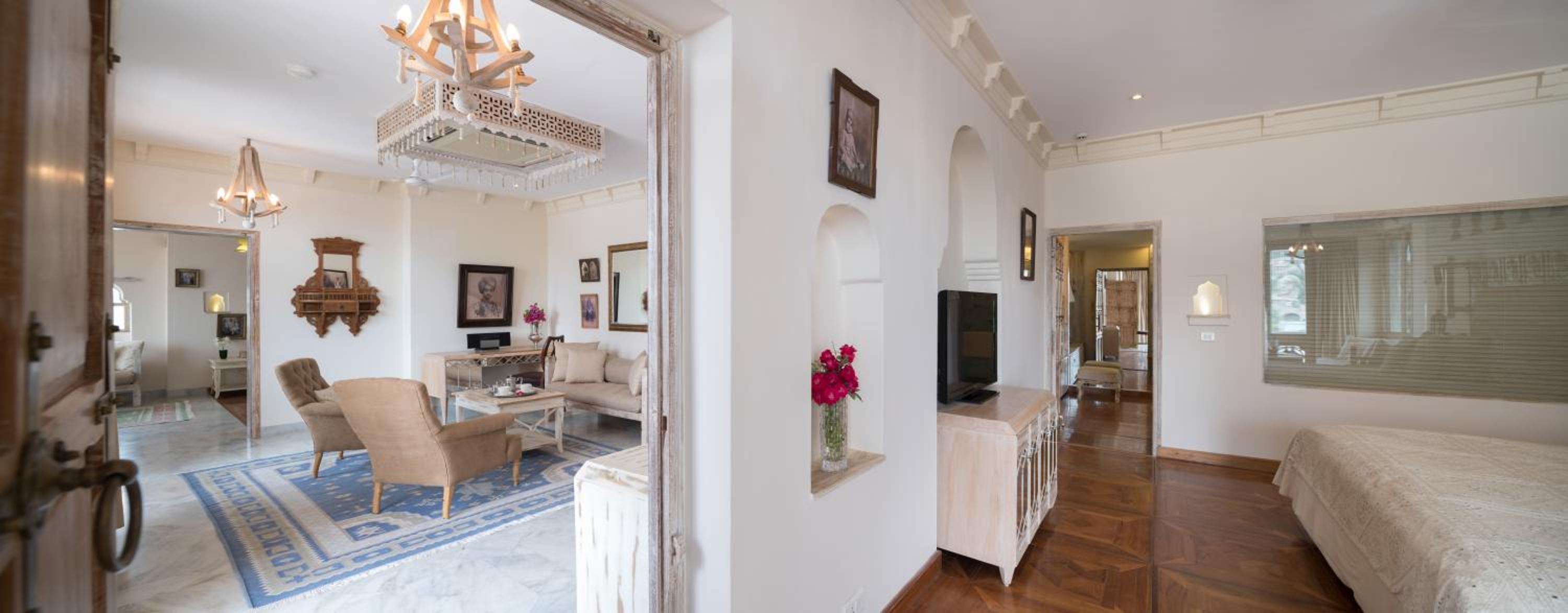 Junior Suite: 20% off on Food & Beverage services, Complimentary village walk