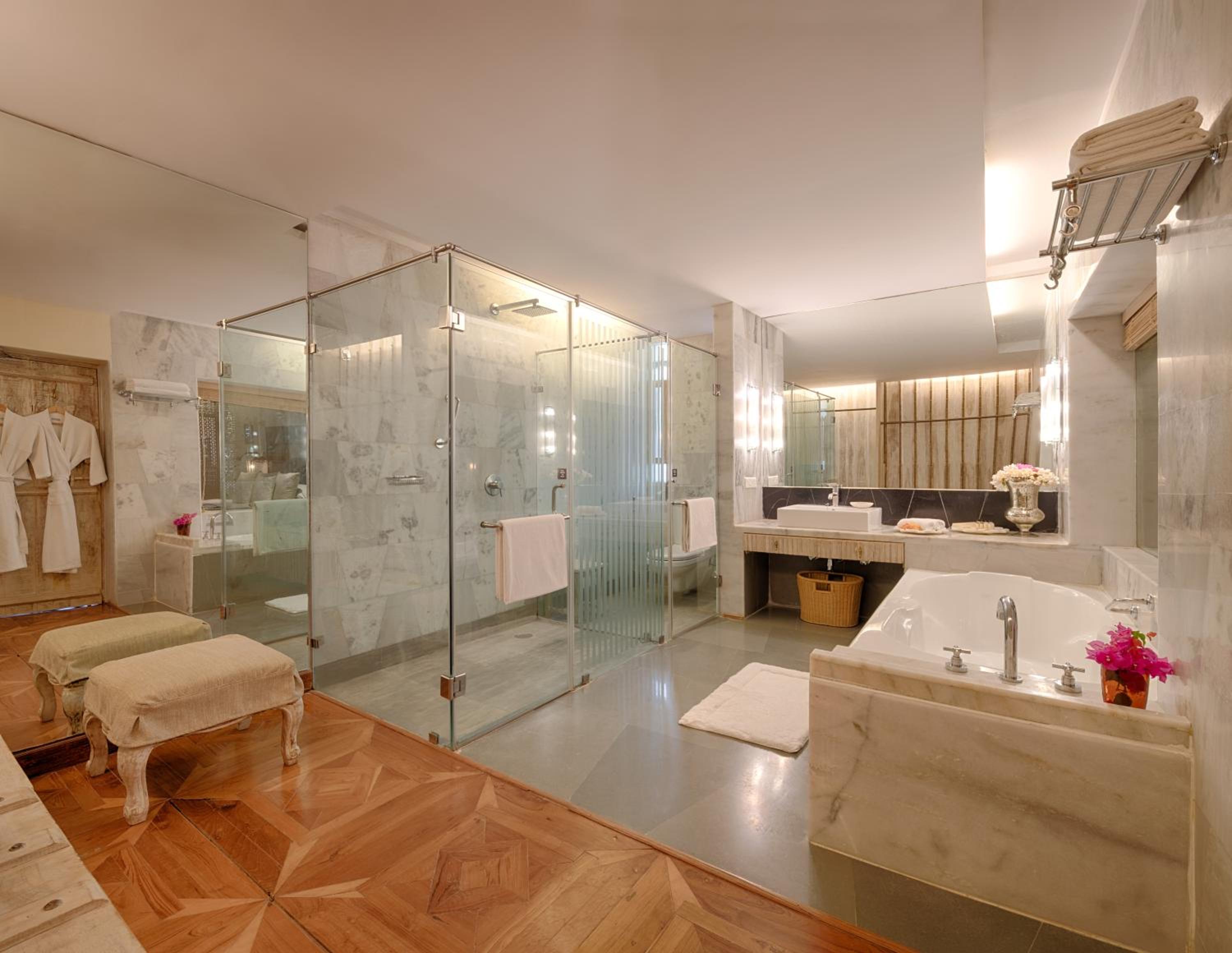 Junior Suite: 20% off on Food & Beverage services, Complimentary village walk photo 2