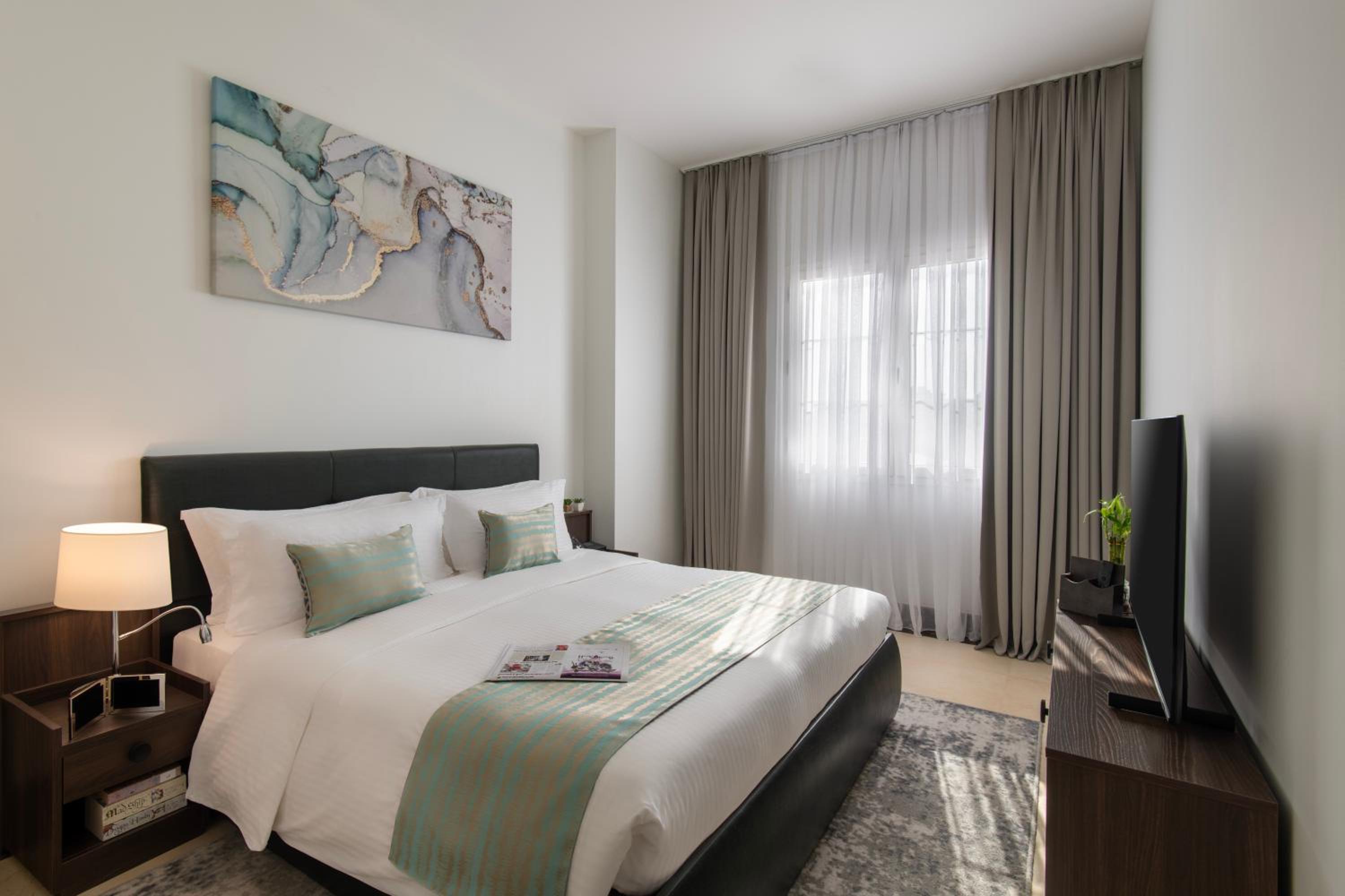 1 Bedroom Premier - Photo 1