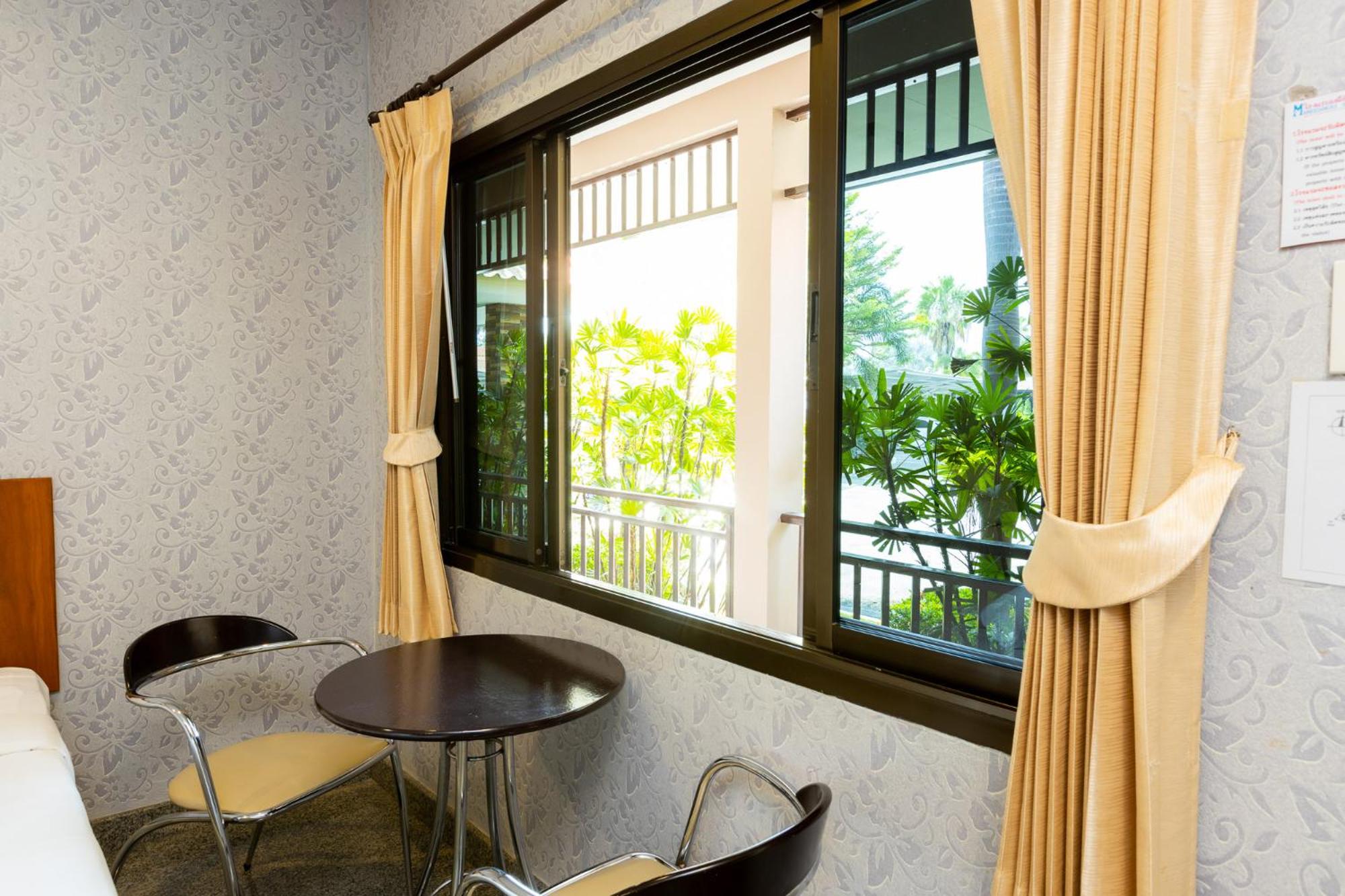 Deluxe Twin Room - Photo 5