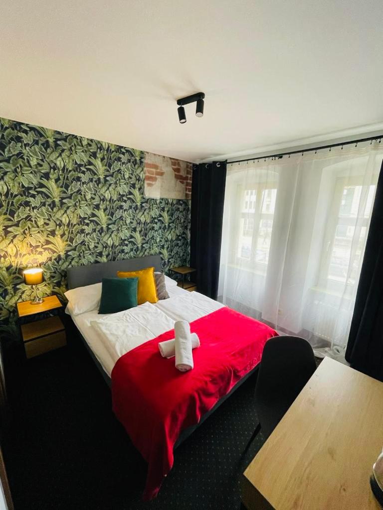 Double Room with Private Bathroom - Photo 34