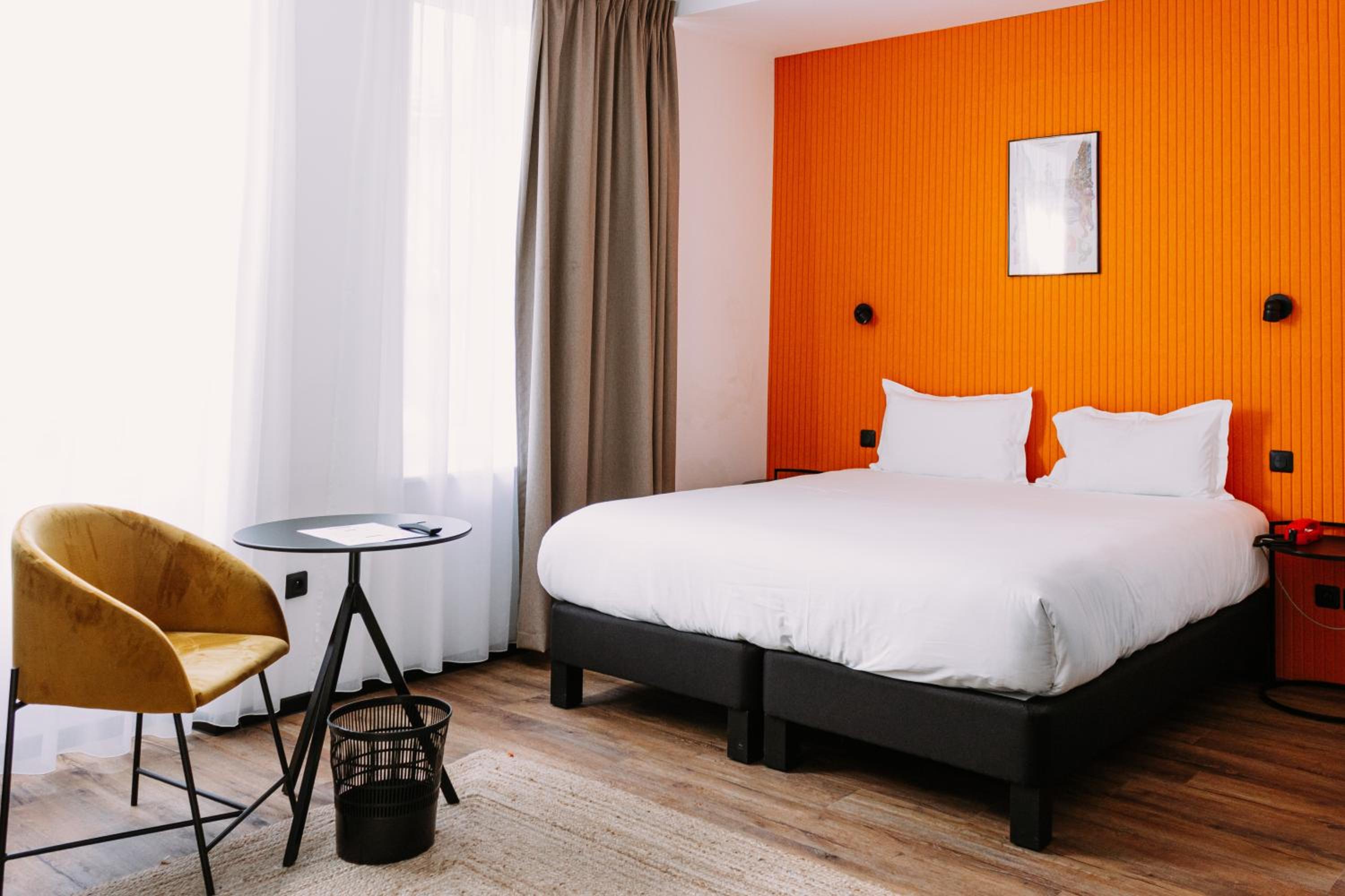 Quadruple Room - Photo 1