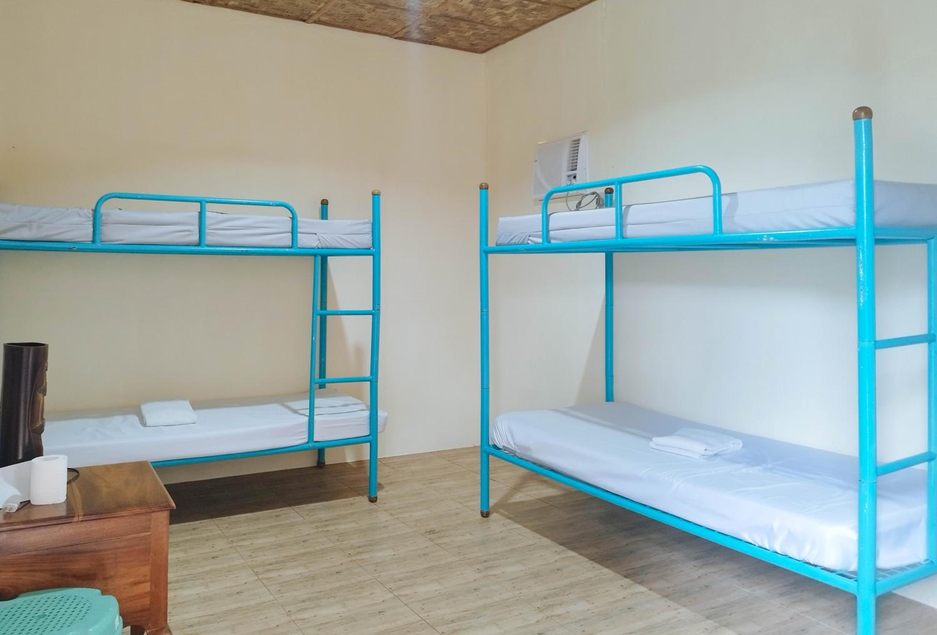 Mixed Dormitory Room photo 2