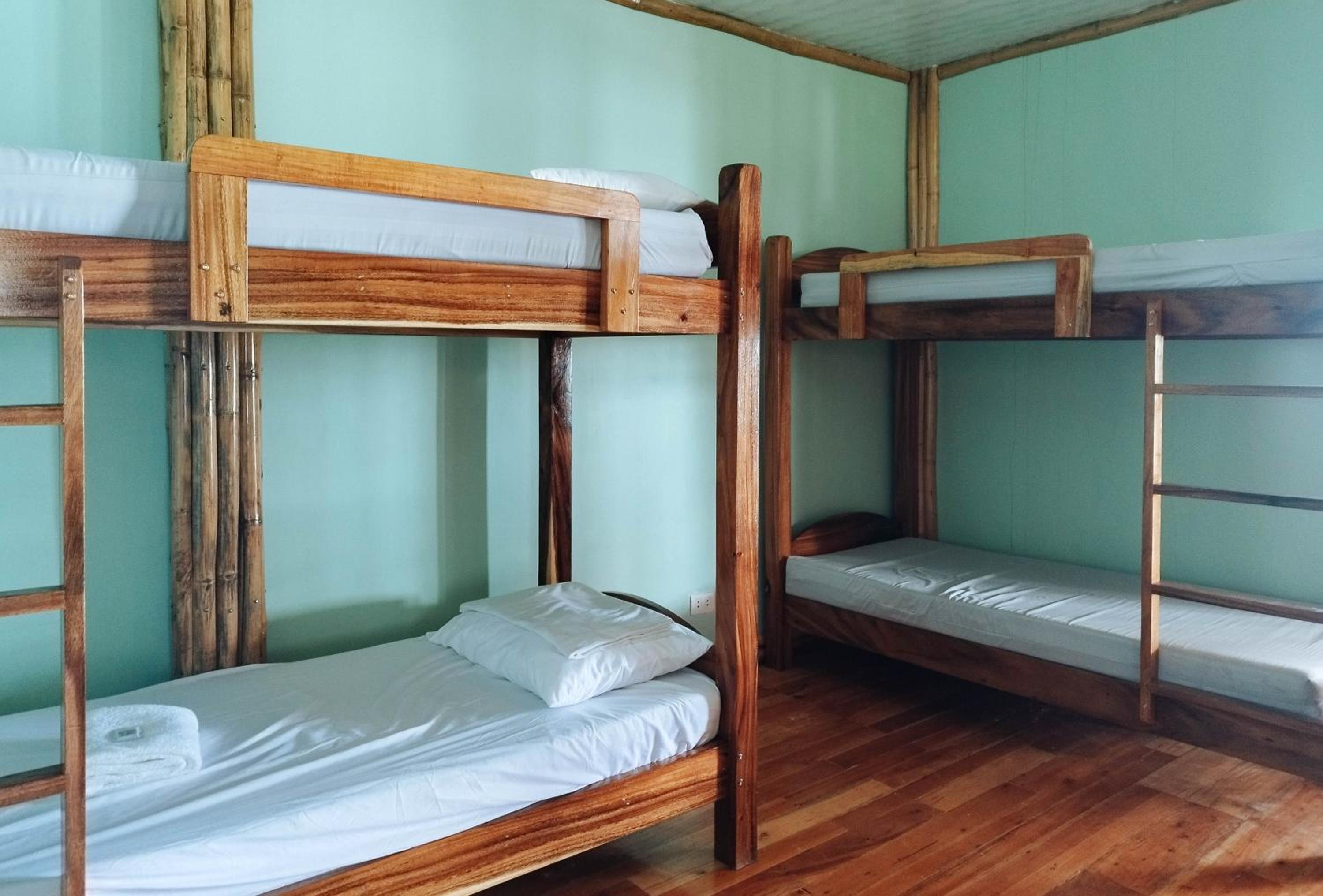 Quadruple Room - Photo 2