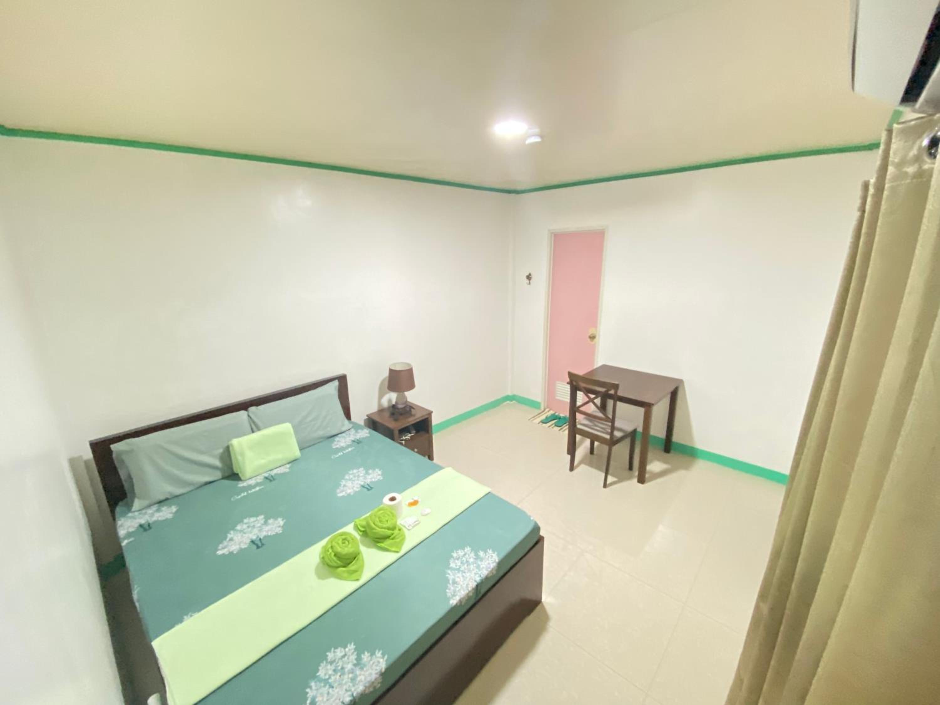 Double Room With Private Bathroom photo 1