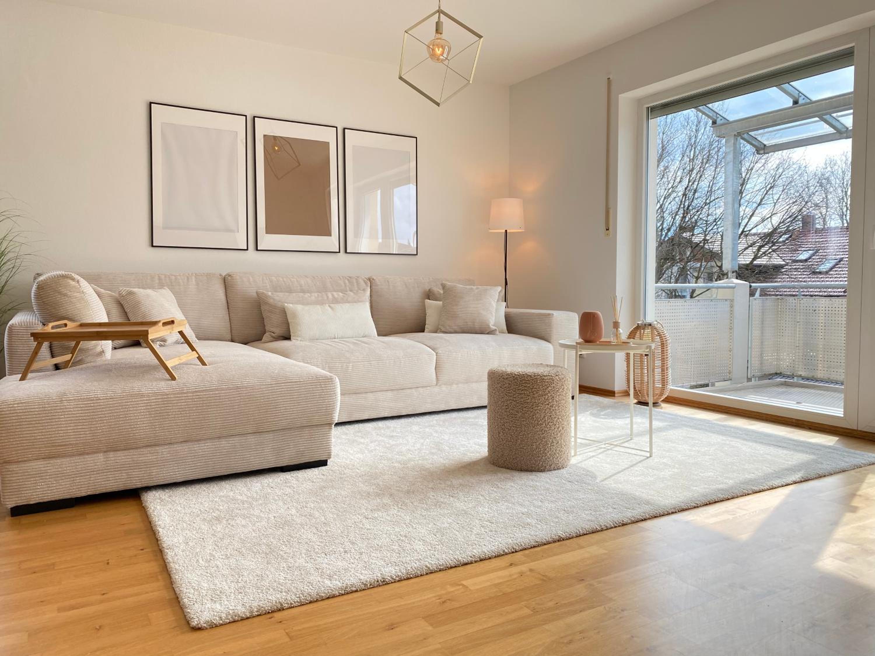 Three-Bedroom Apartment with Balcony photo 1