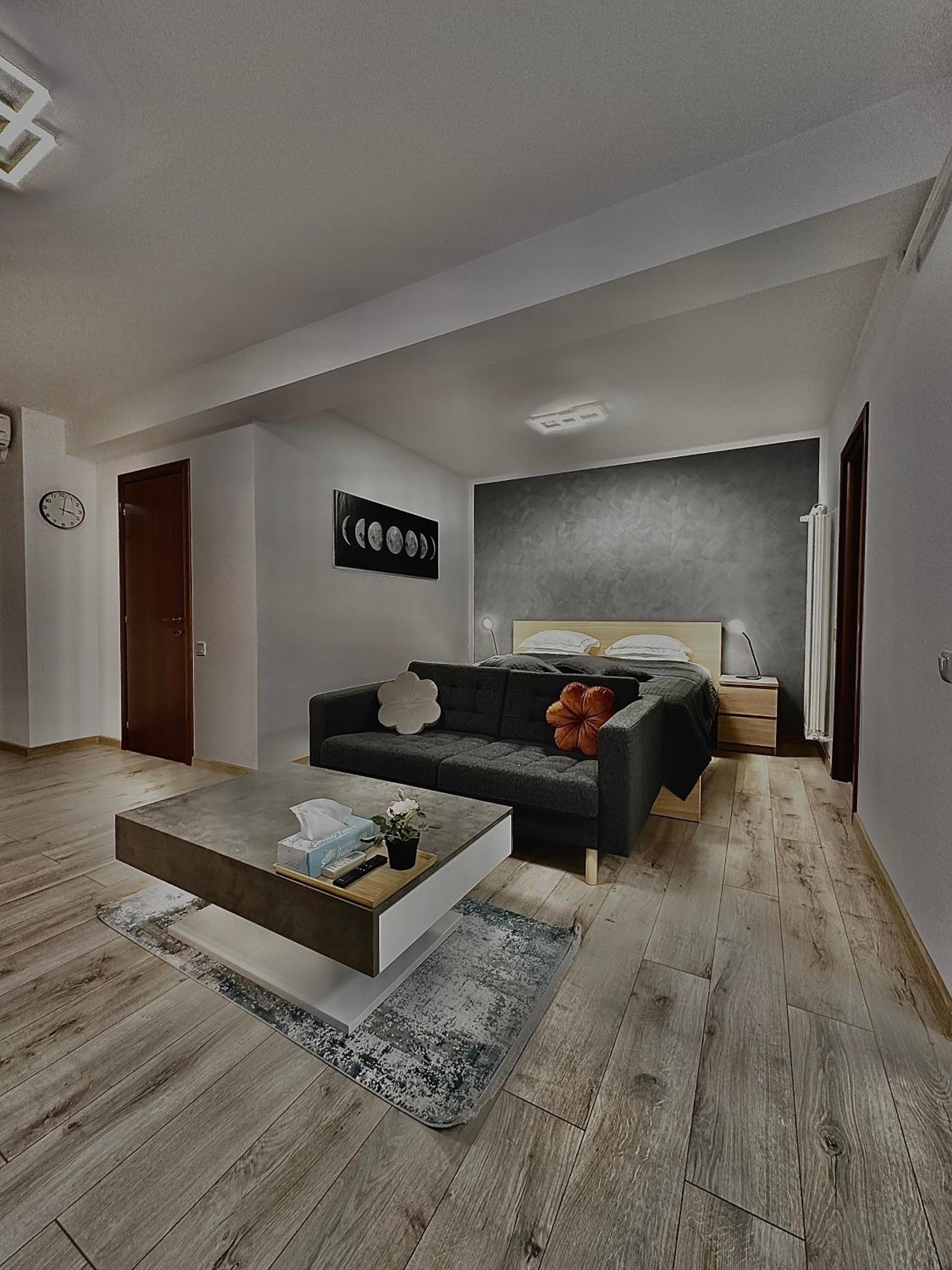 Studio Apartment