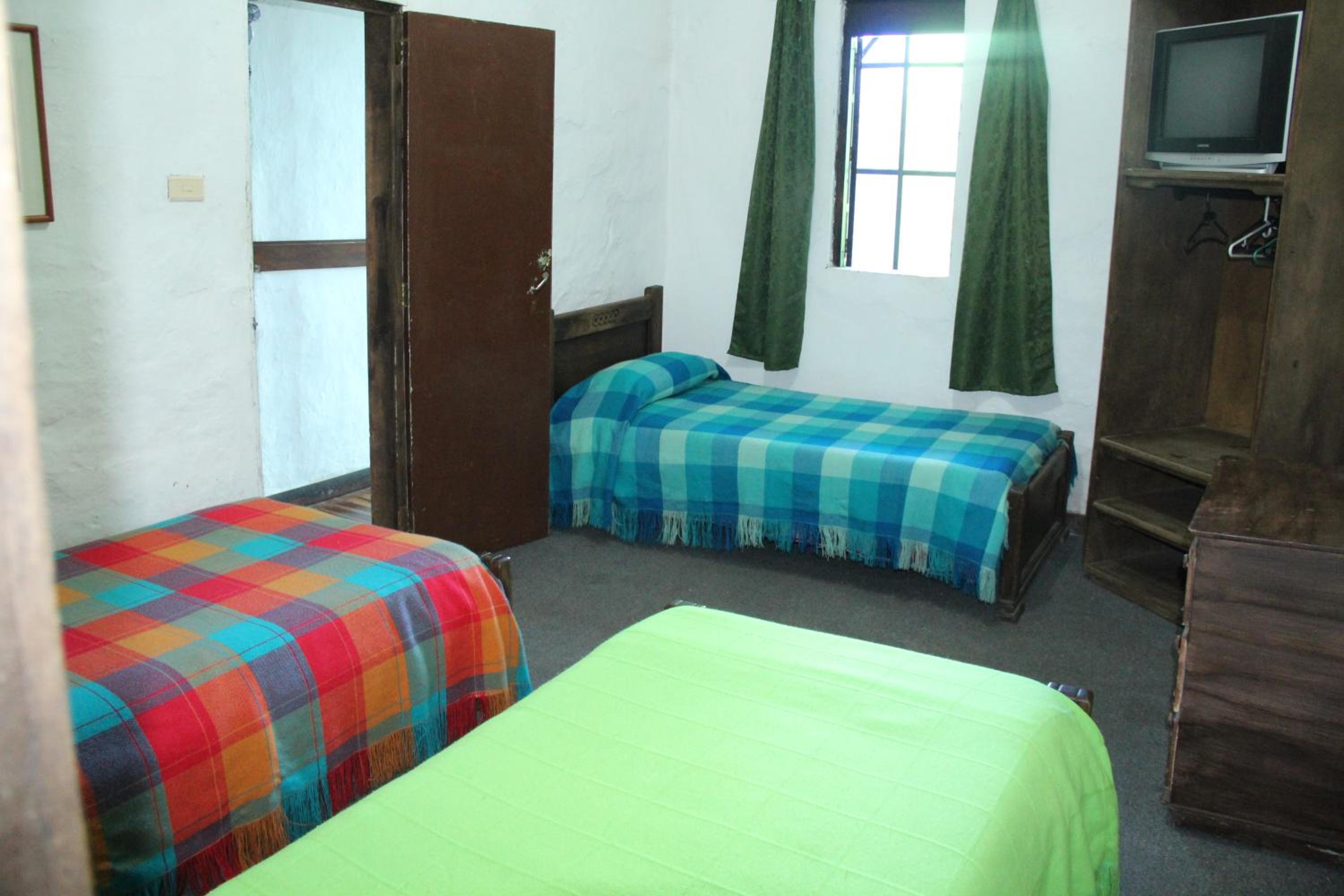 Basic Triple Room photo 3