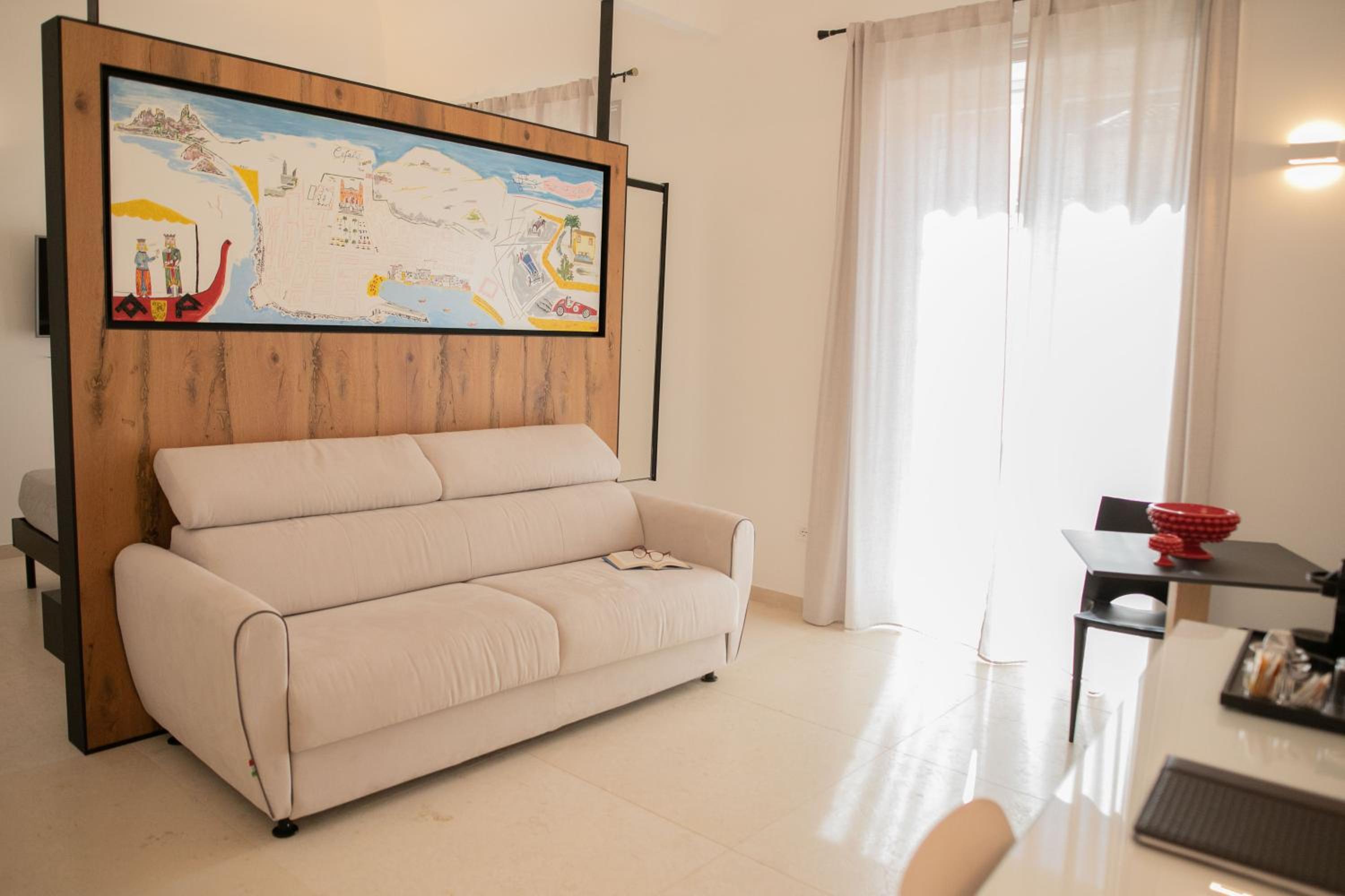 Deluxe Quadruple Room
