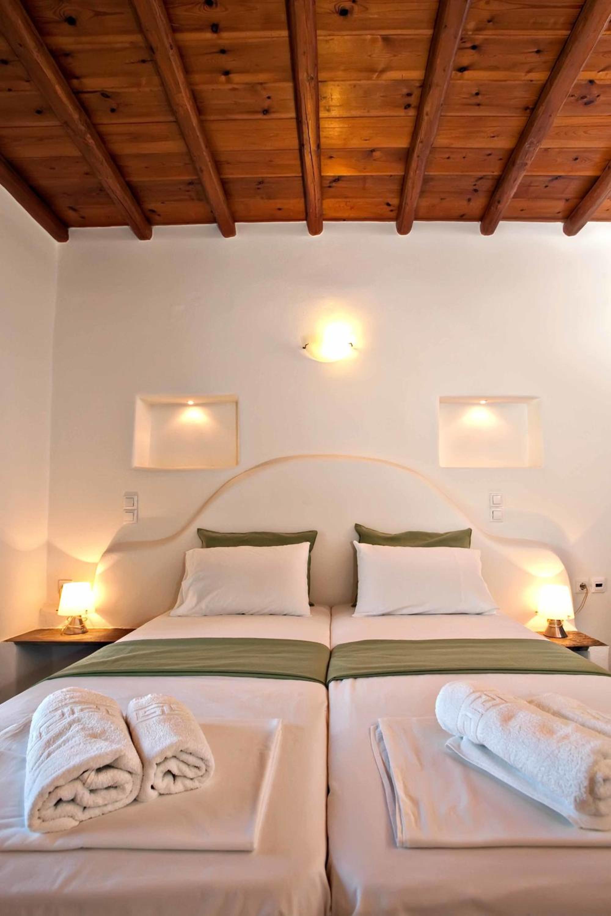 Studio Apartment with Sea View photo 1