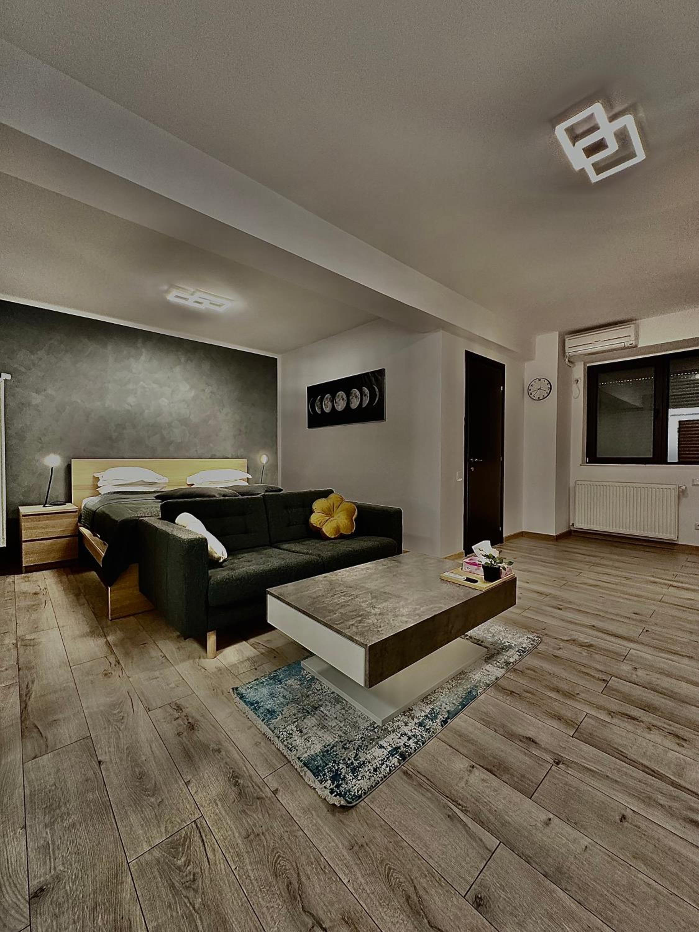 Studio Apartment