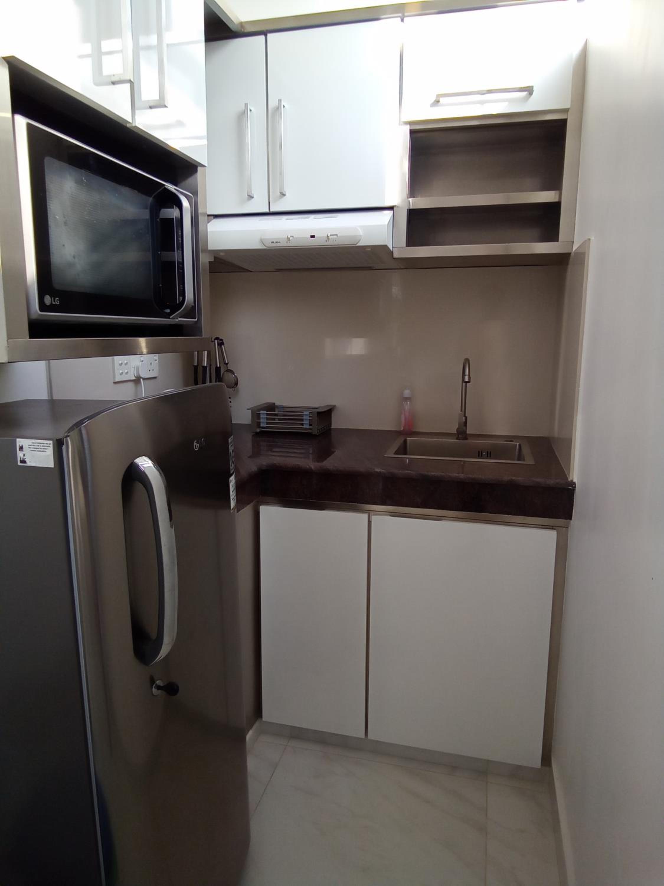 Double Room with Balcony (2 Adults + 1 Child) photo 3