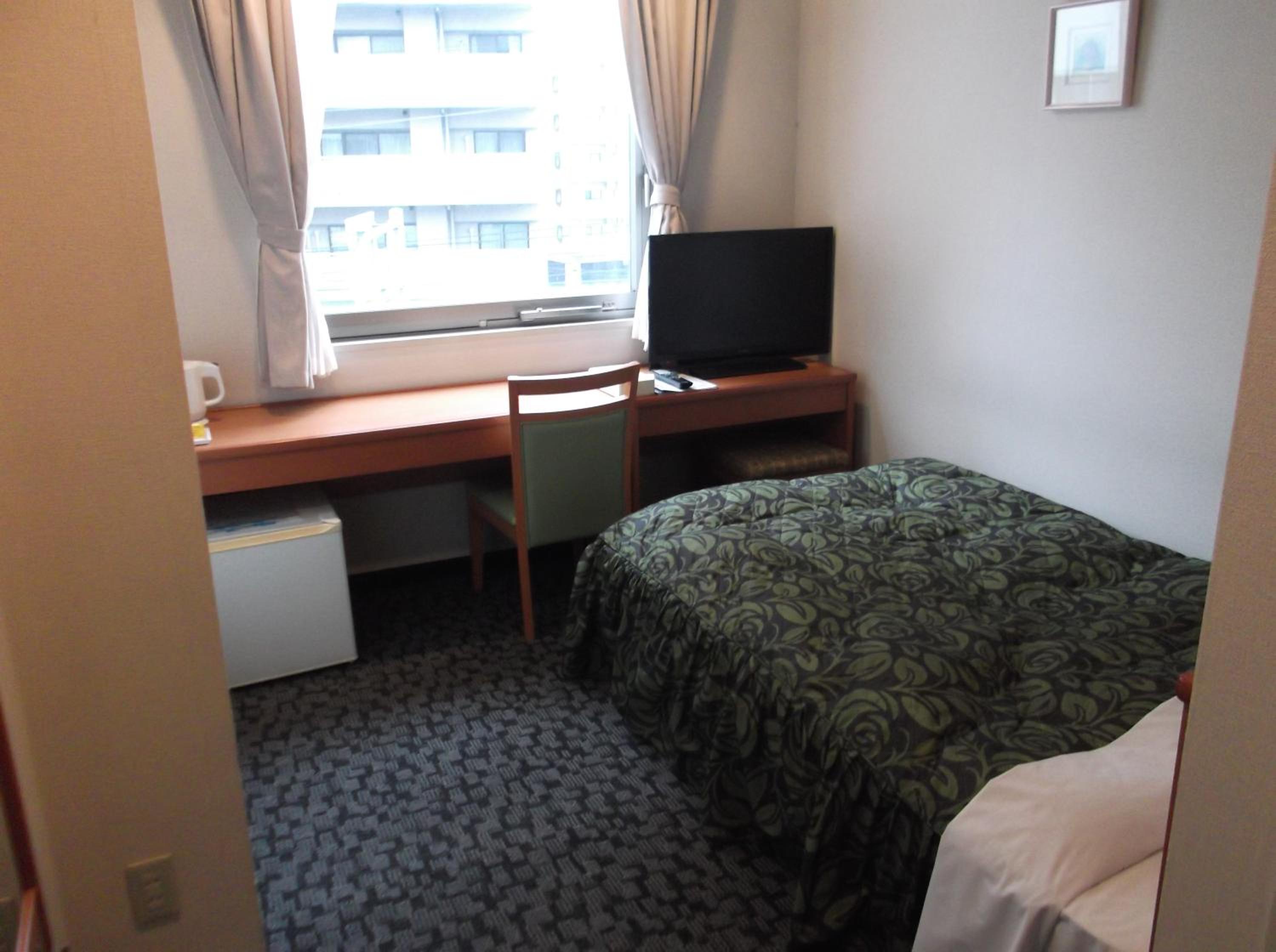 Single Room - Non-Smoking