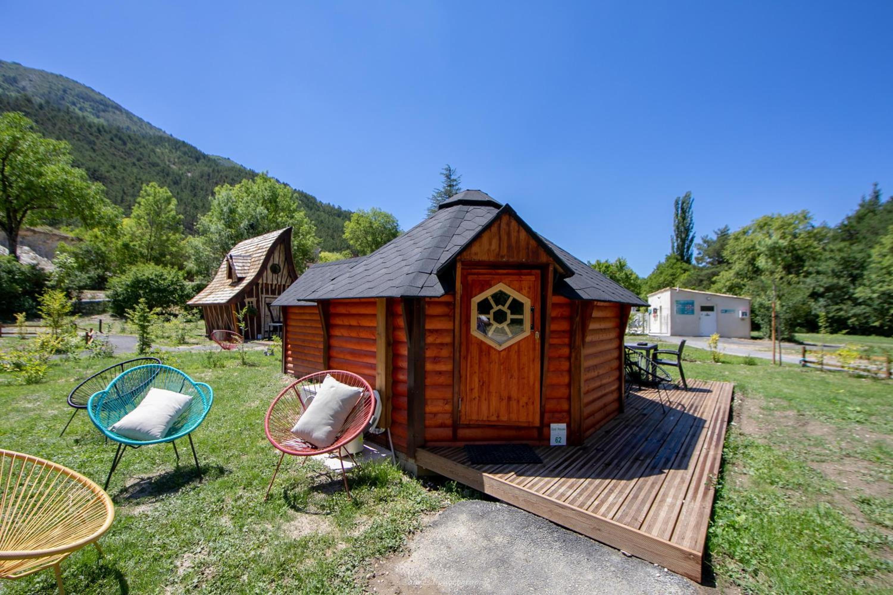 Eco House - Photo 4