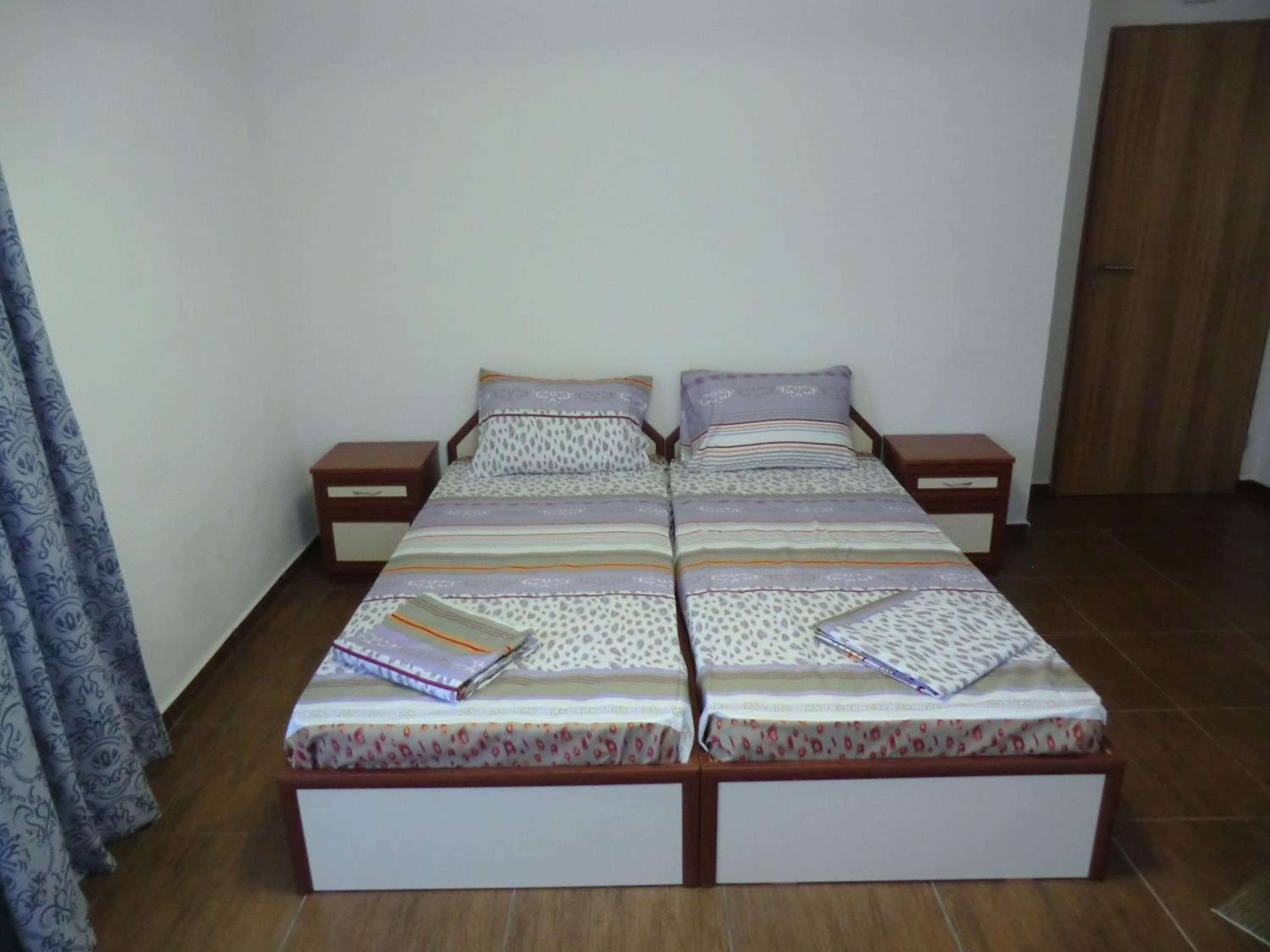 Standard Twin Room photo 2