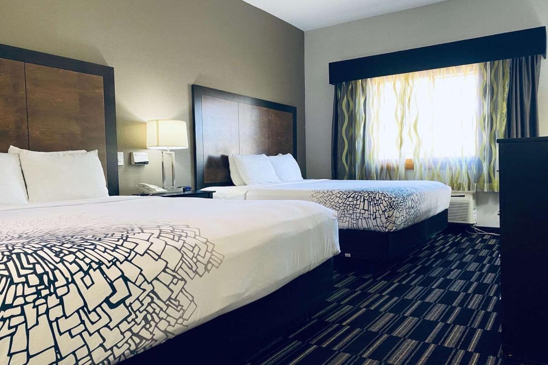 King Room with Two King Beds - Non-Smoking - Photo 1