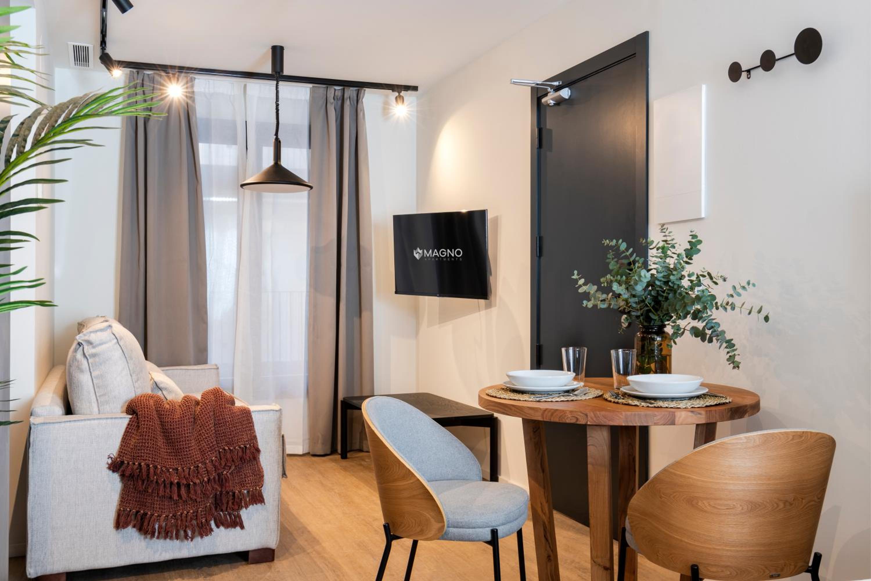 Estudio con Balcón