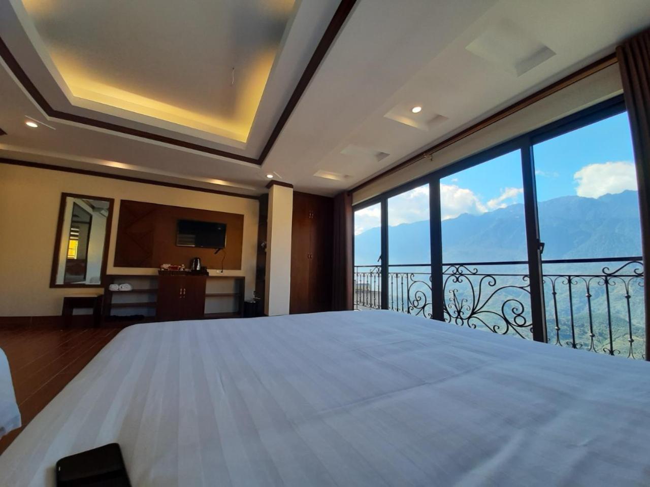 Triple Room with Mountain View photo 1