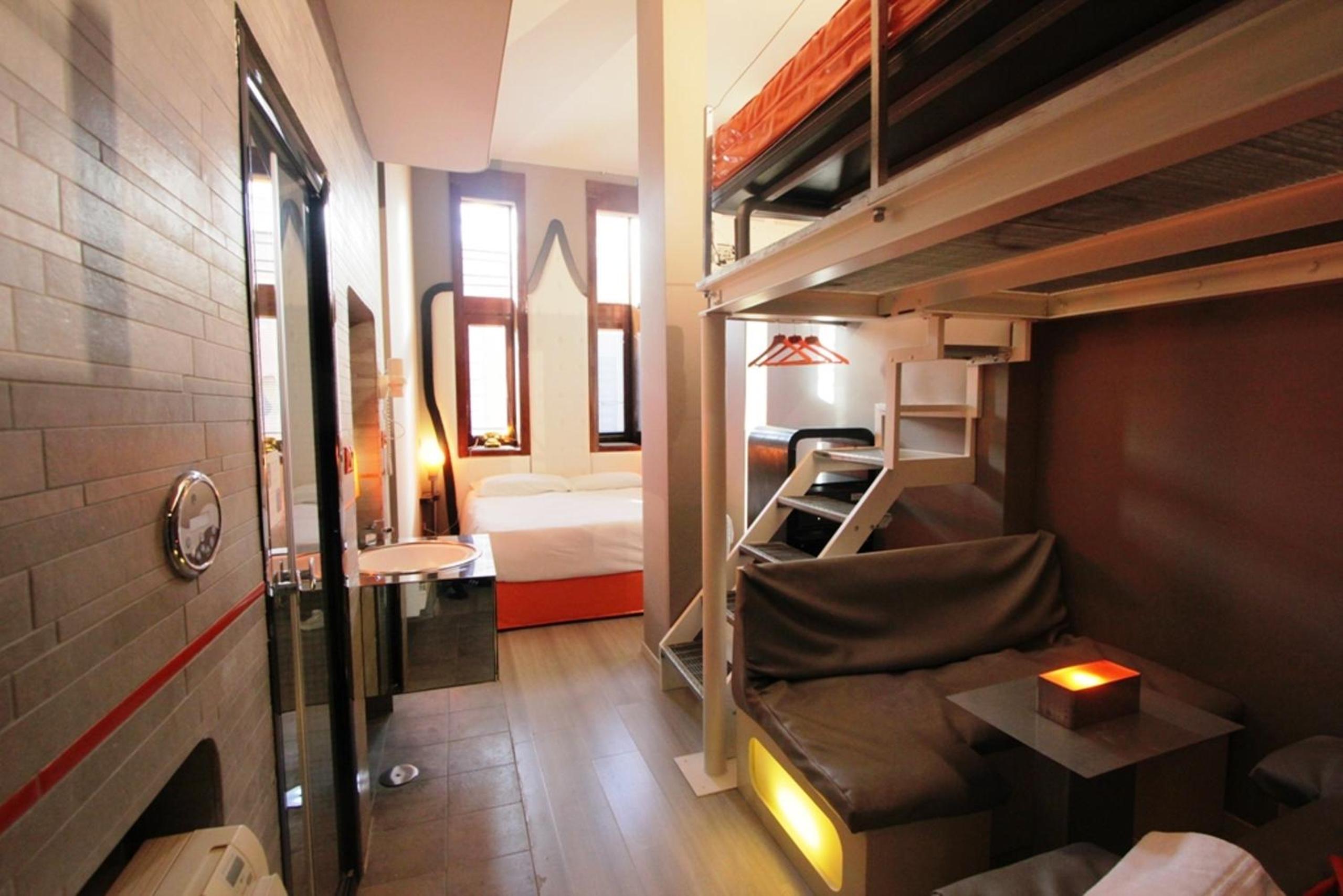 Deluxe Double Room photo 2