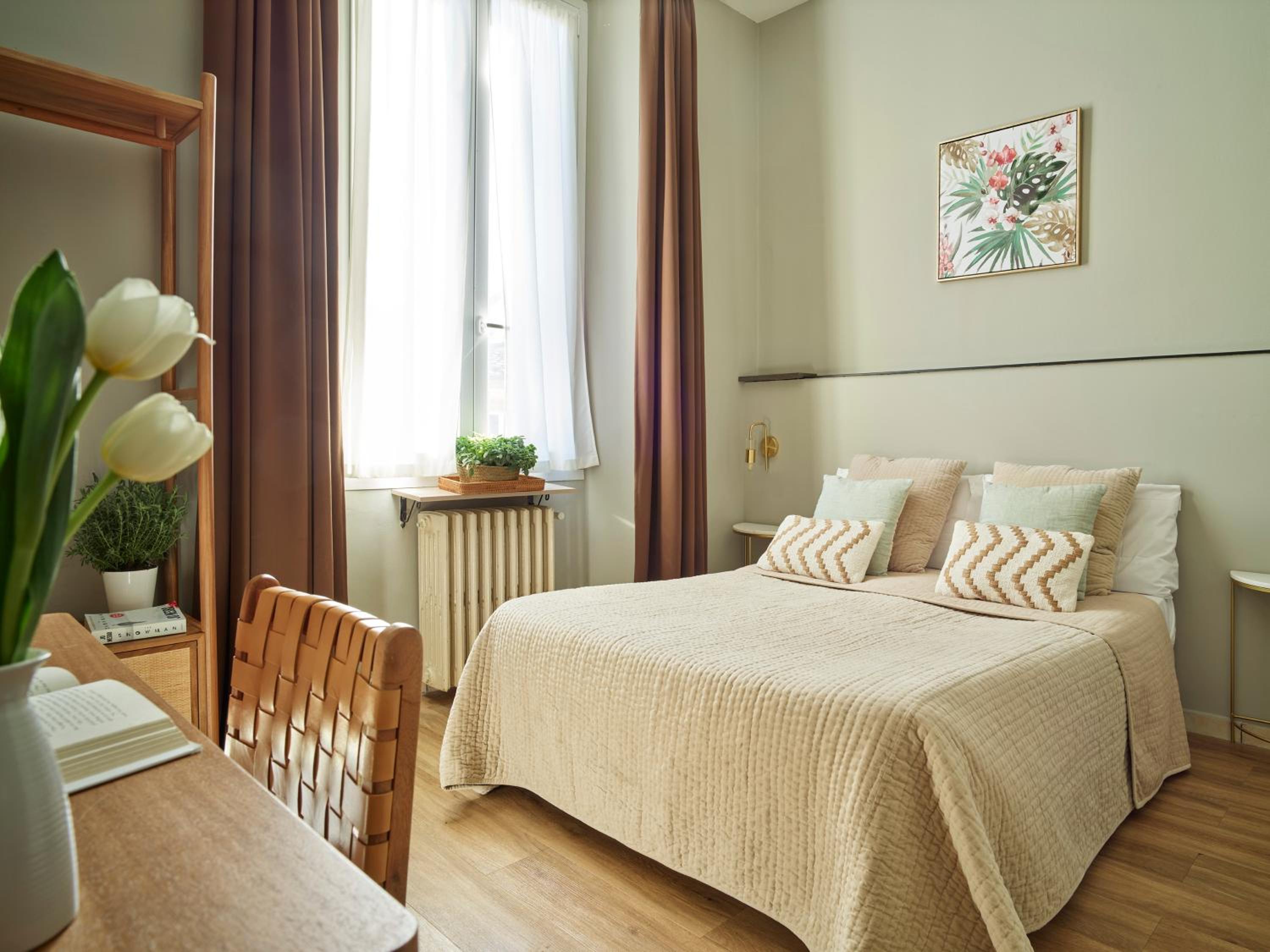 Economy Double Room with Private Bathroom photo 1