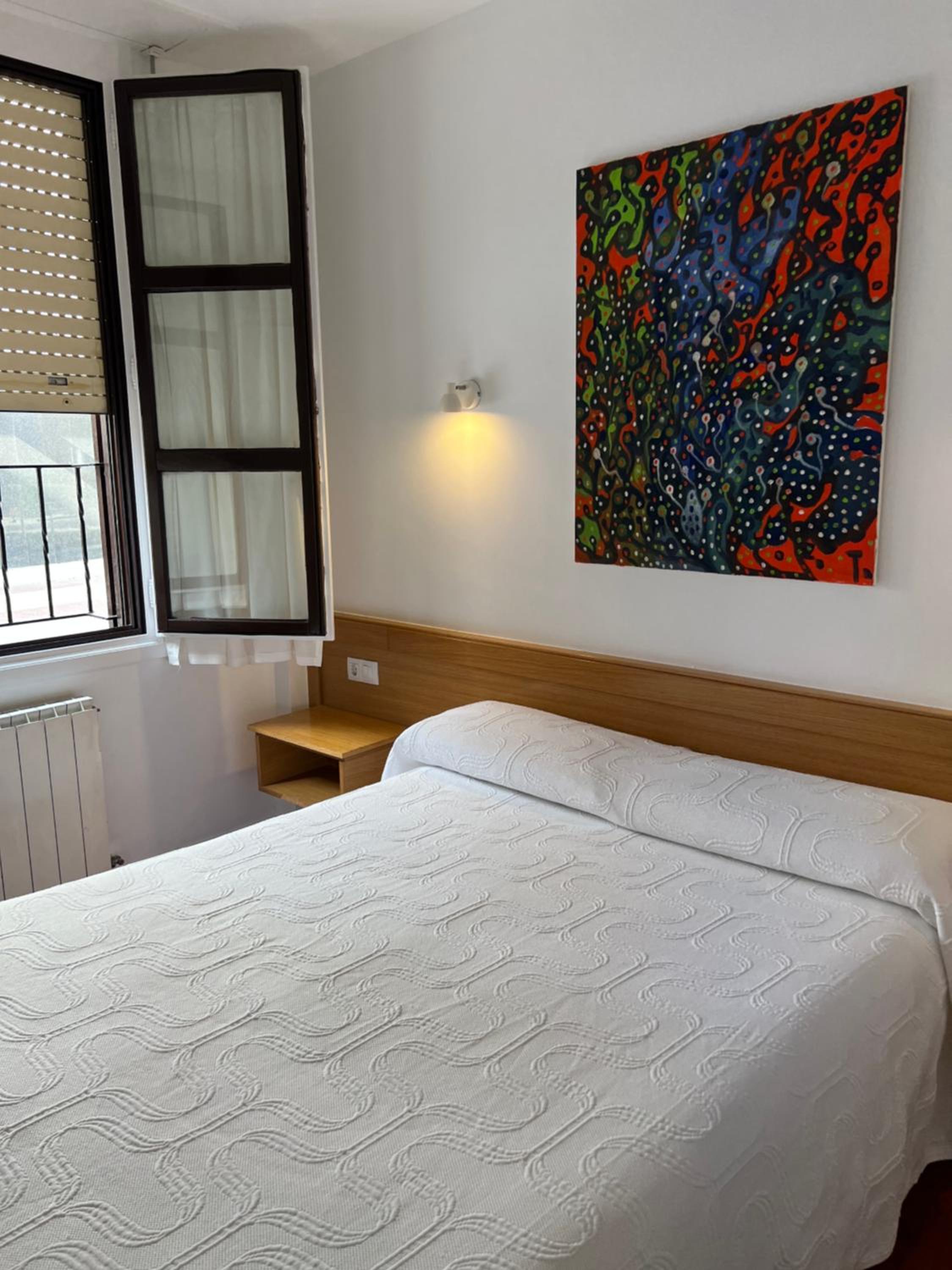 Habitación Estándar con Cama Queen