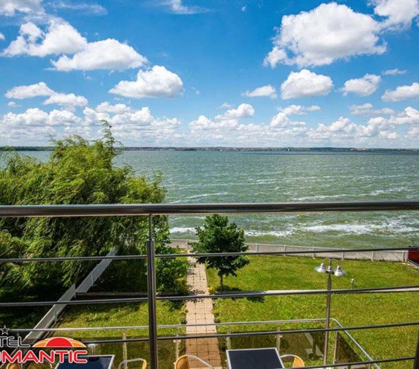 Double Room with Lake View photo 2