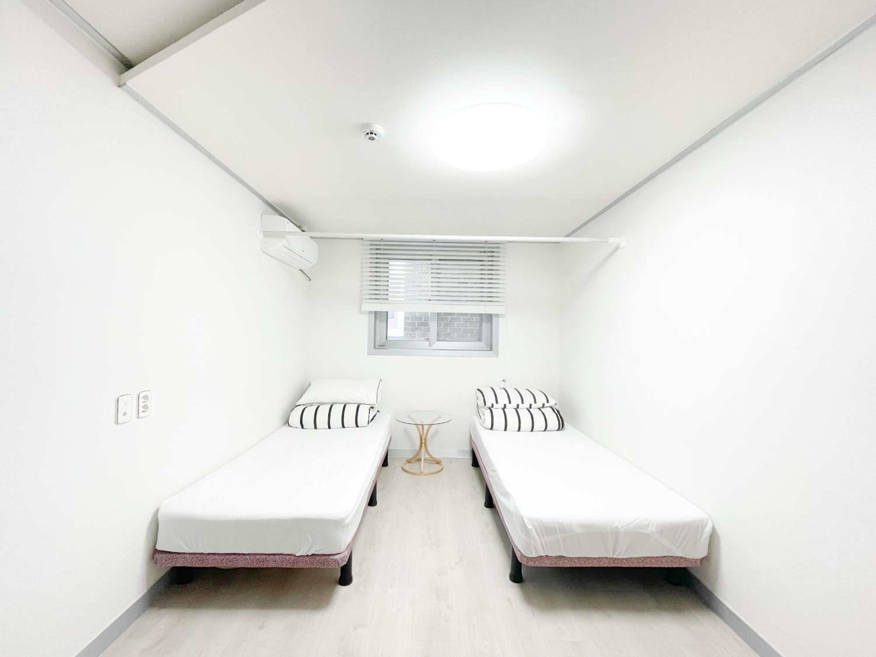Two-Bedroom Apartment - Photo 14