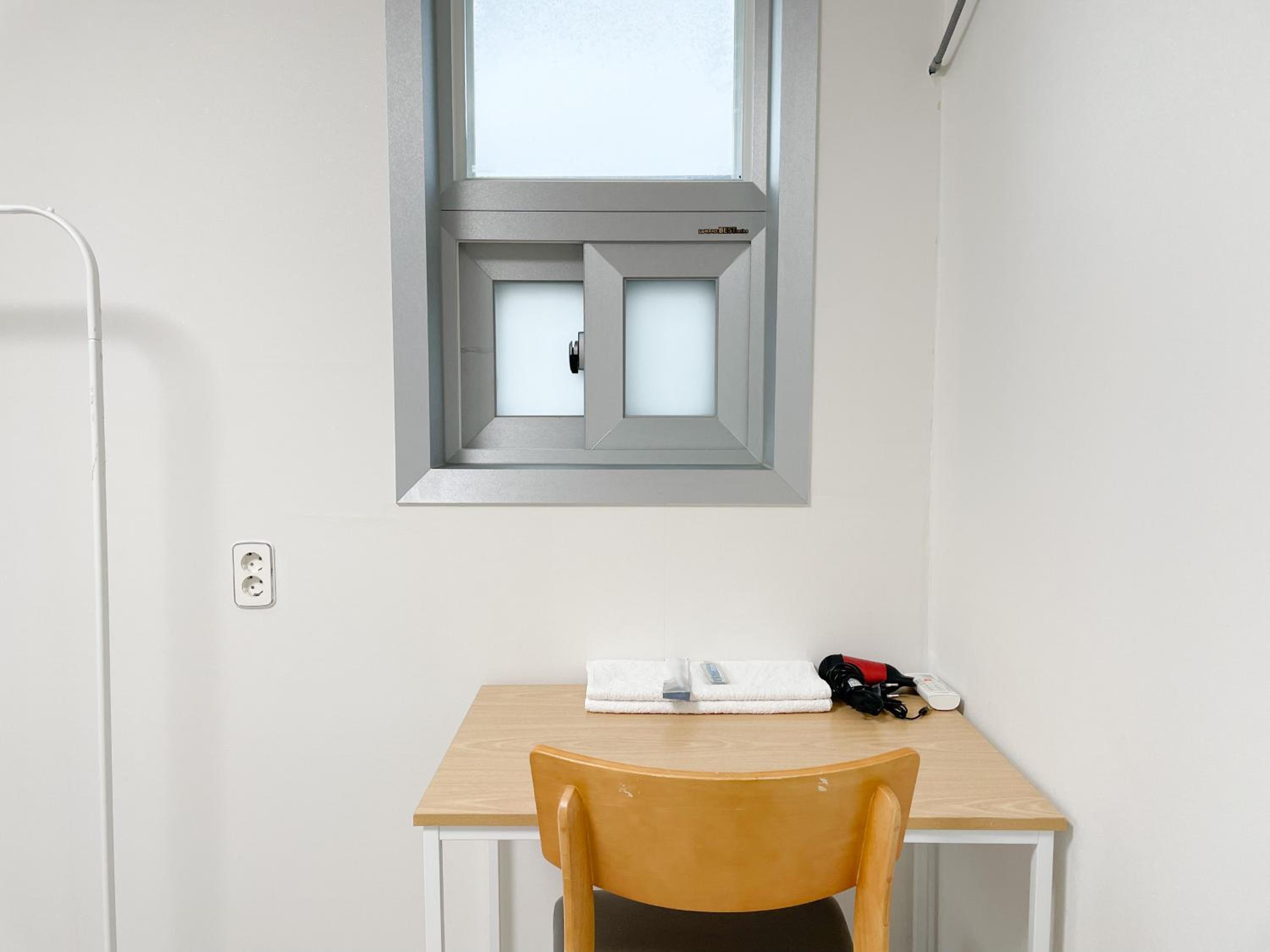 Two-Bedroom Apartment - Photo 23