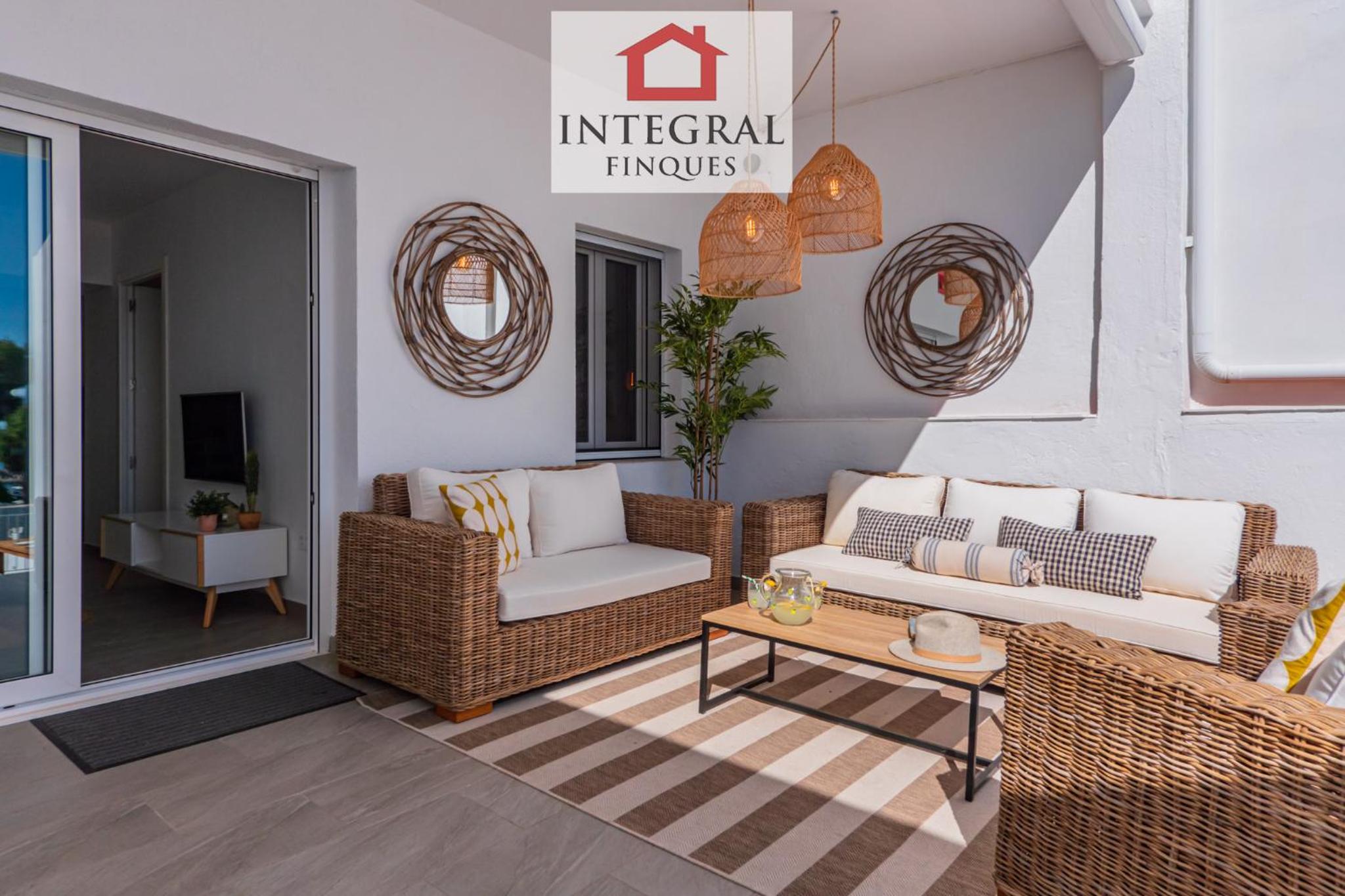 Apartamento con vista al mar