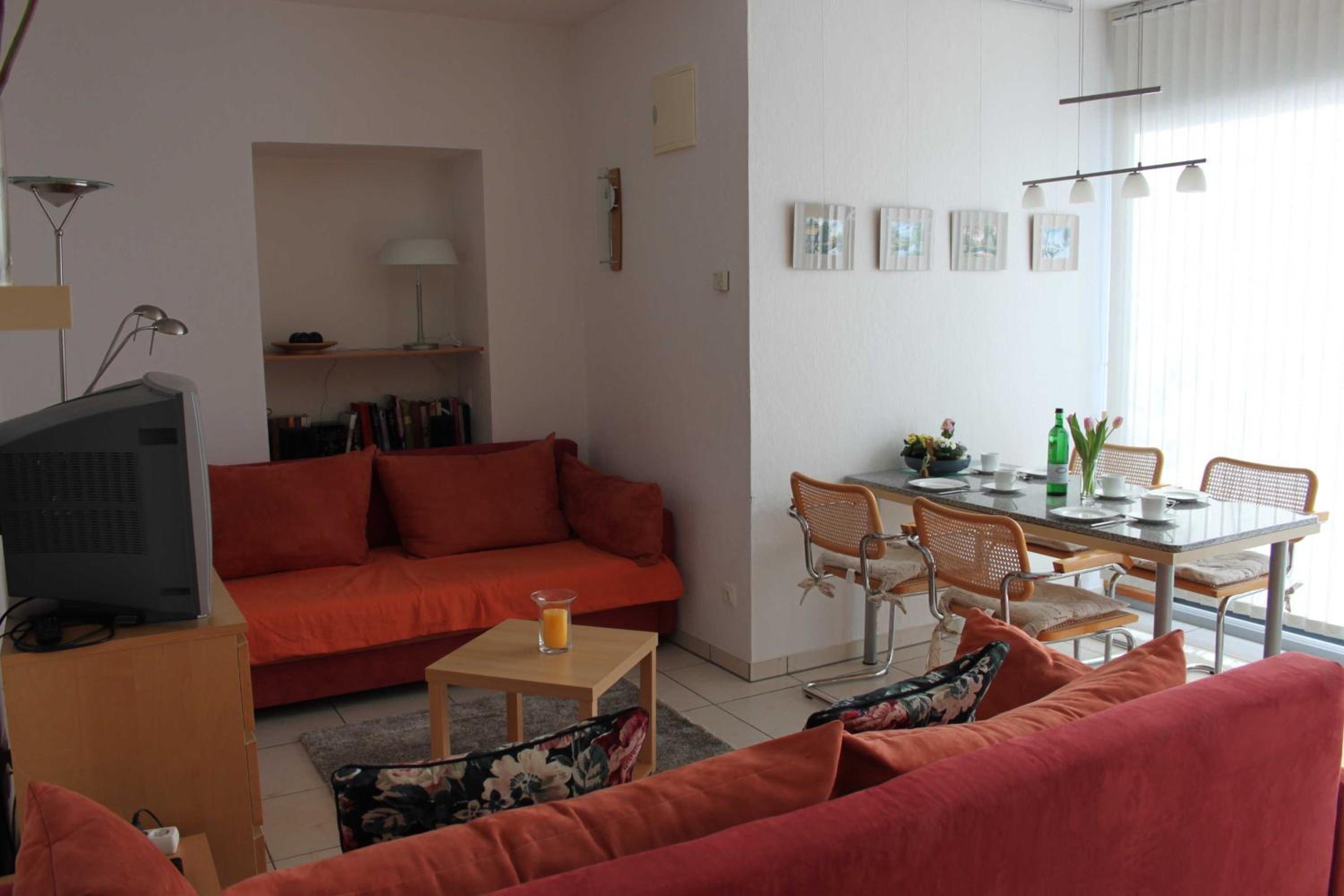 One-Bedroom Apartment with Terrace photo 1