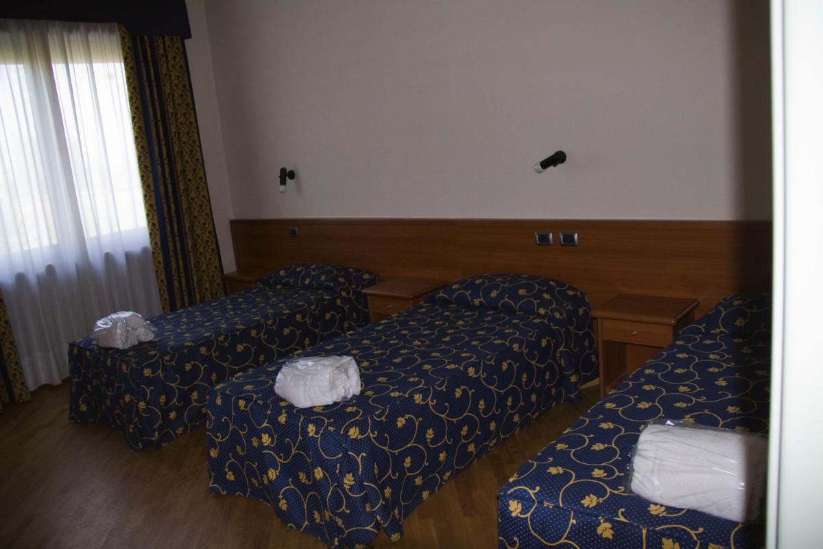 Triple Room photo 3