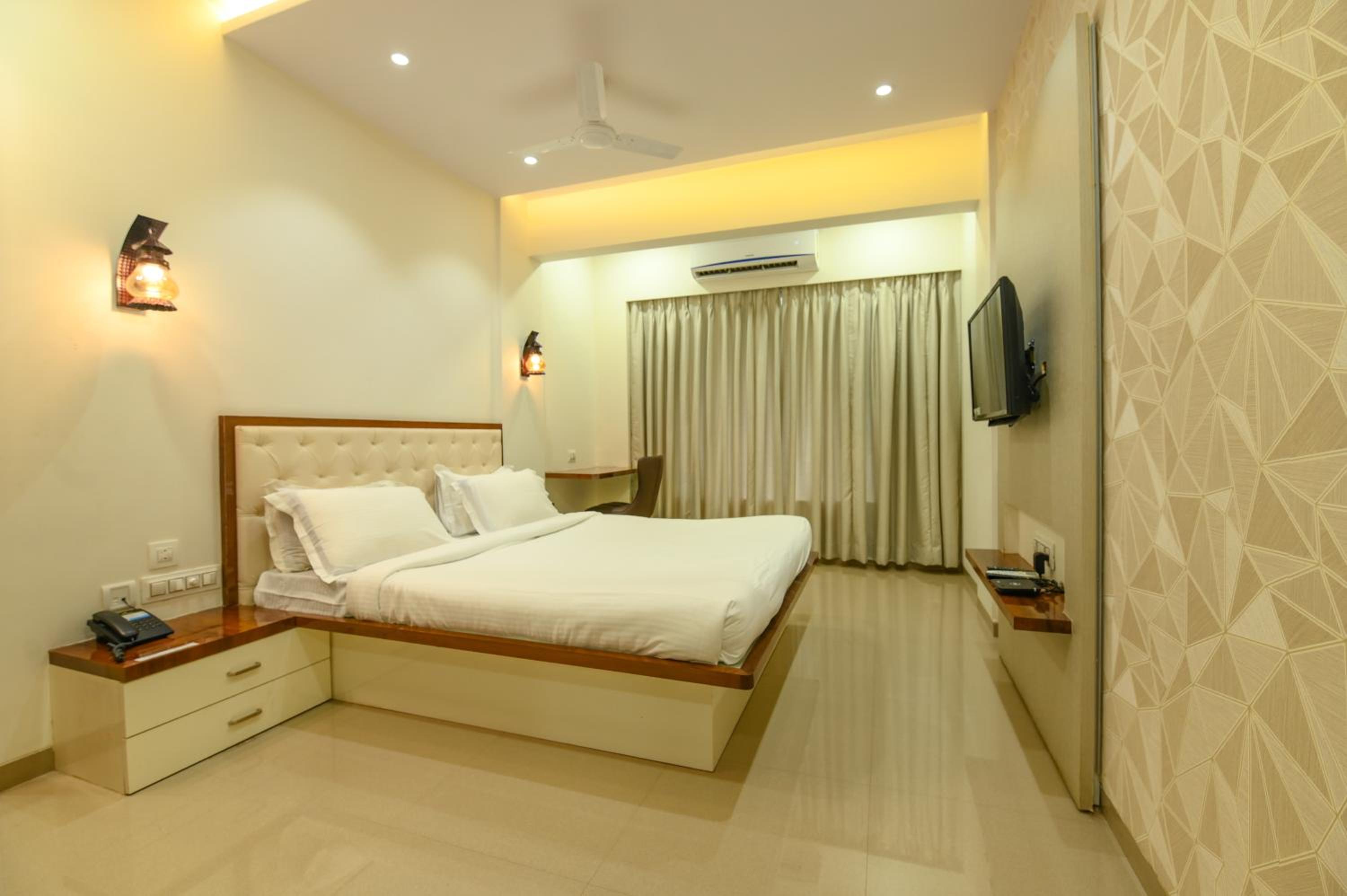Executive Room photo 1