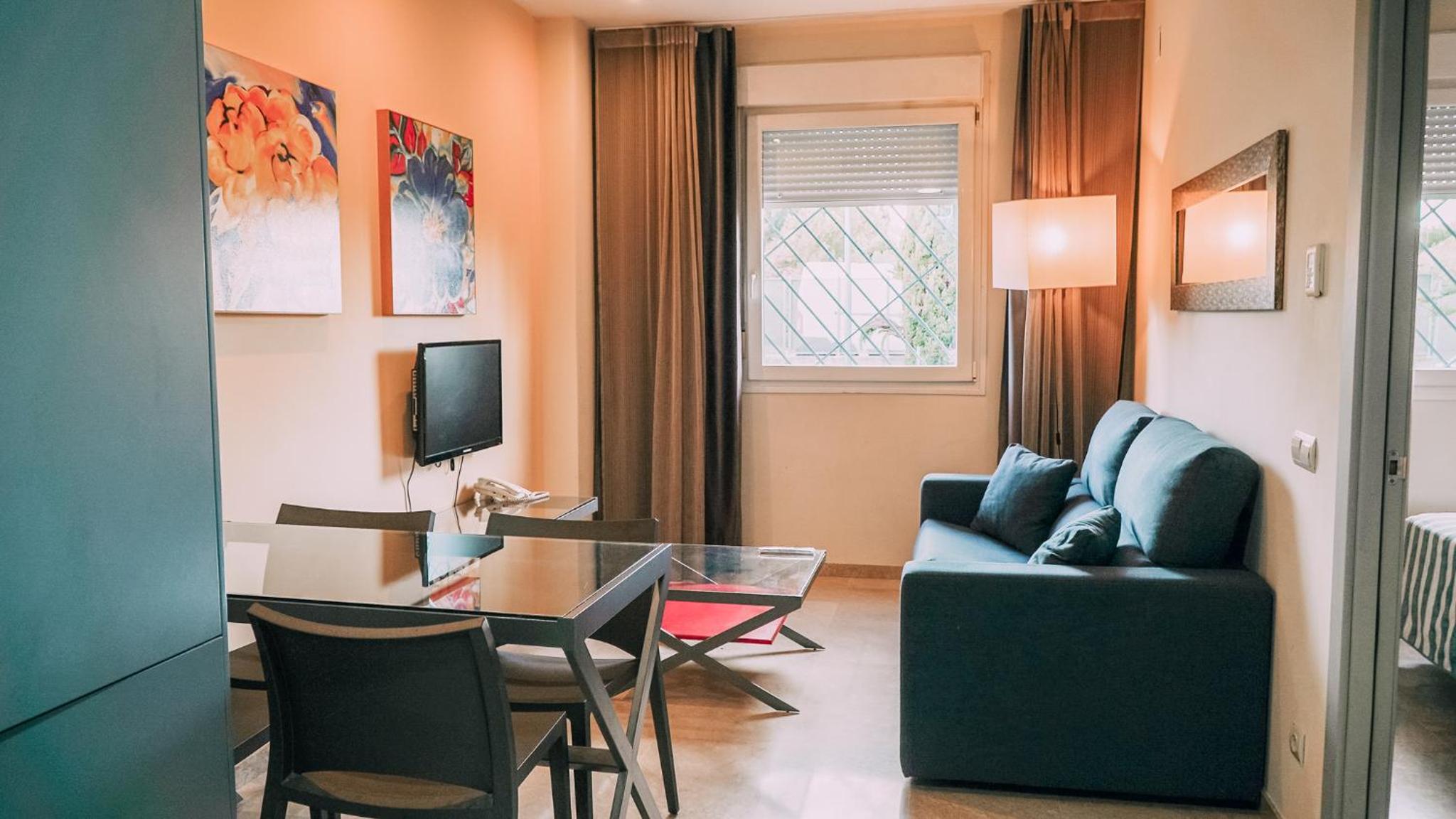 One-Bedroom Apartment (2 Adults + 1 Child)