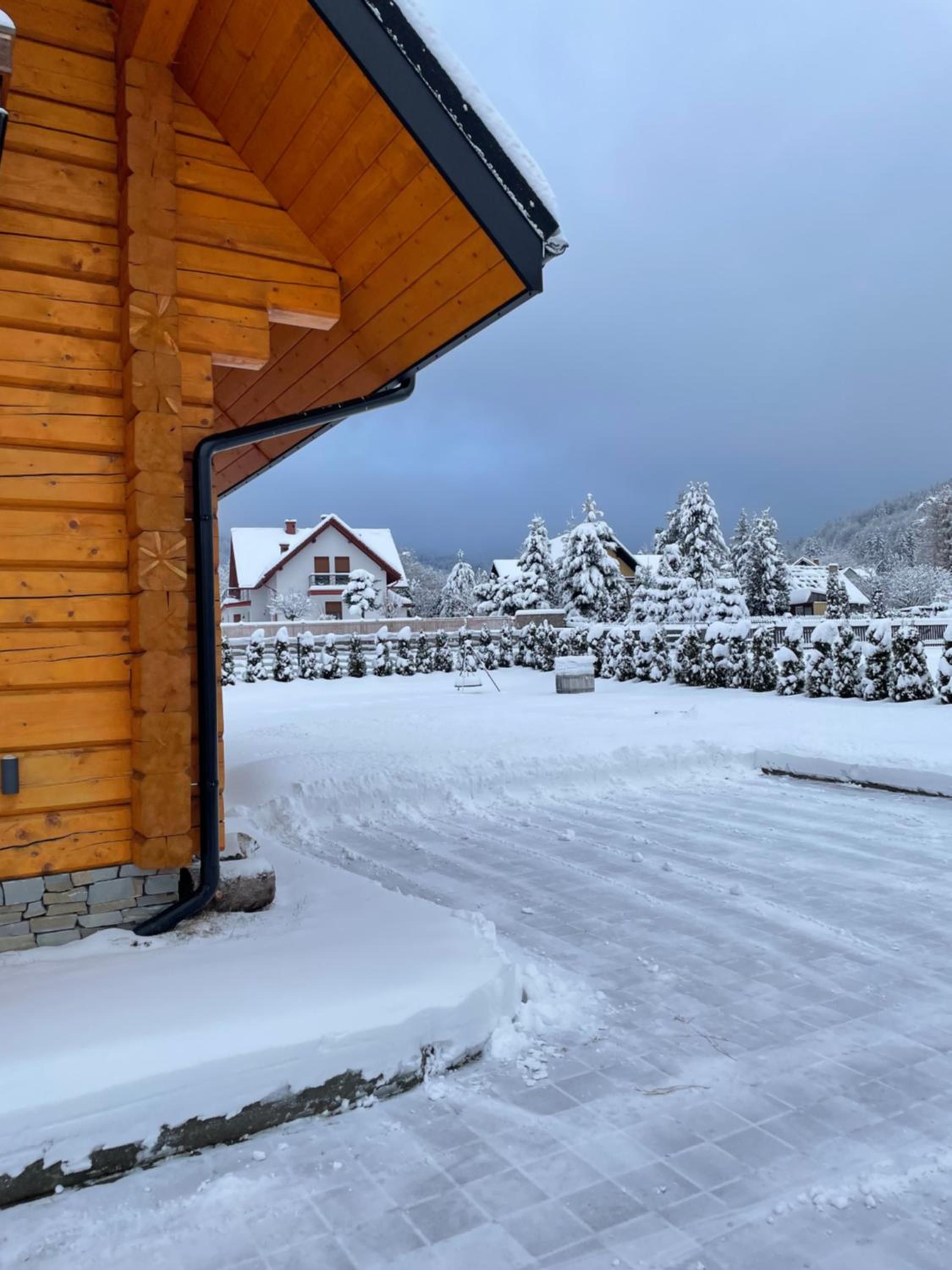 Three-Bedroom Chalet - Photo 31